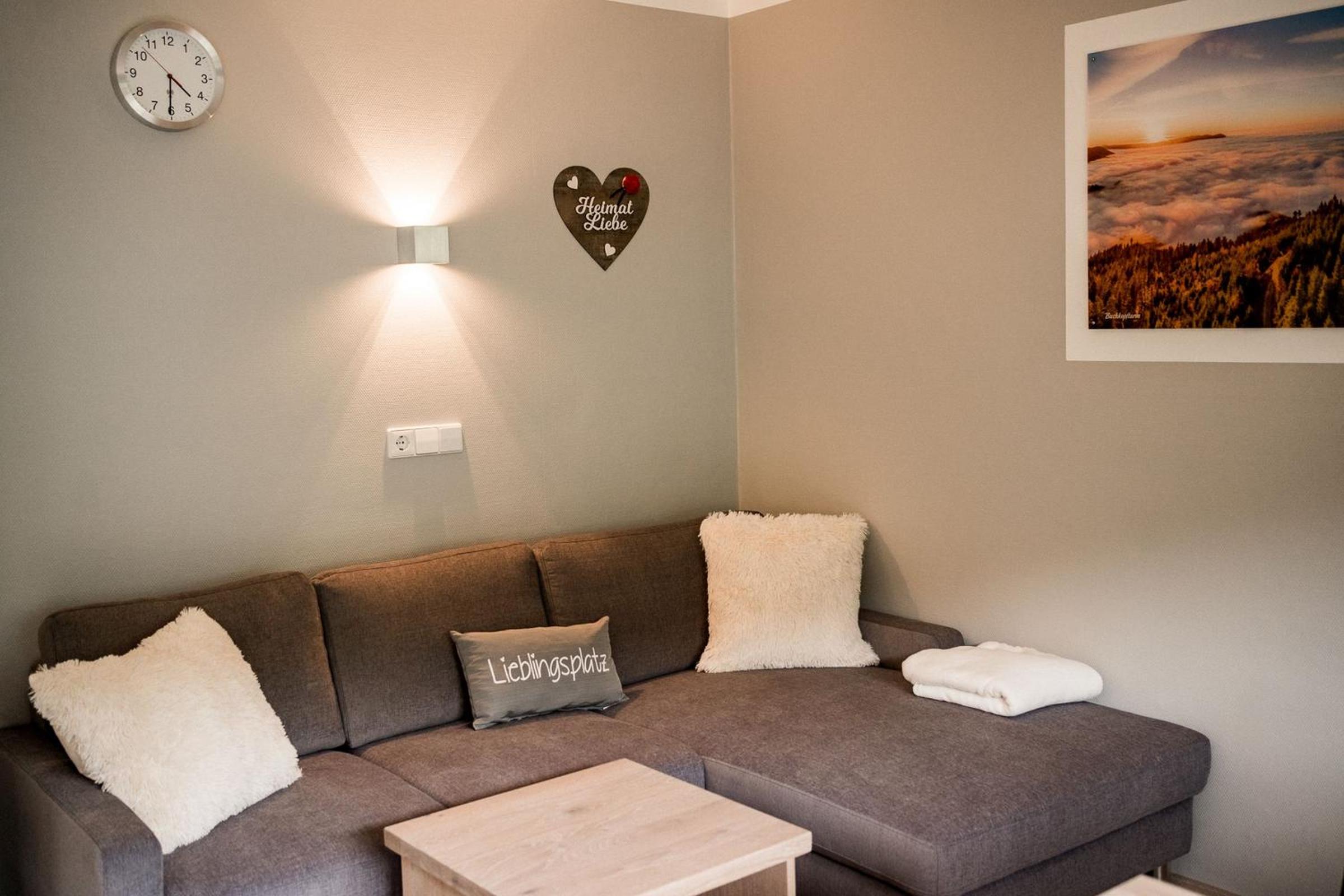 Two-Bedroom Deluxe Apartment with Garden View photo 1