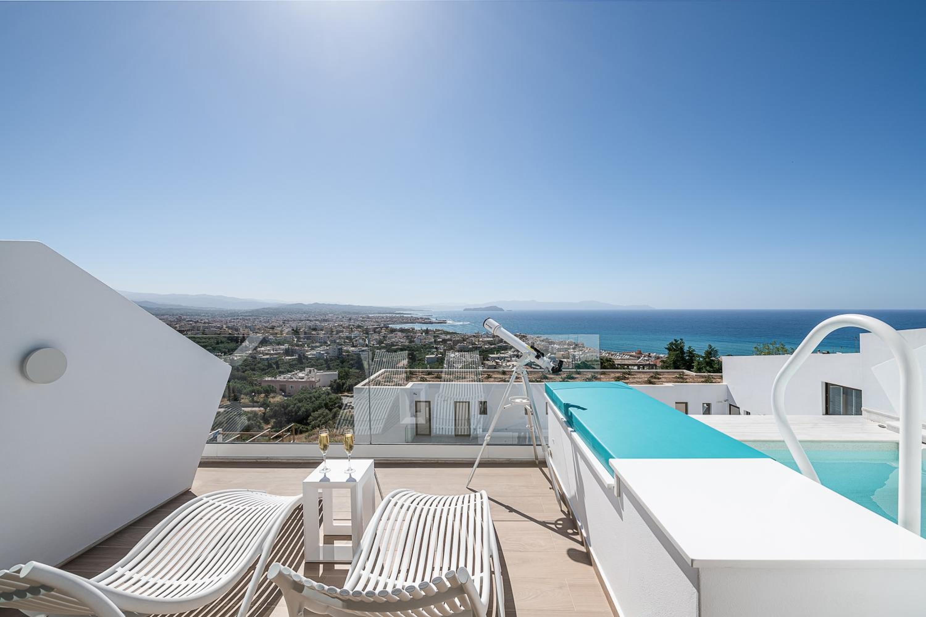 Ambassador Room with Sea View and Private Pool - Photo 17