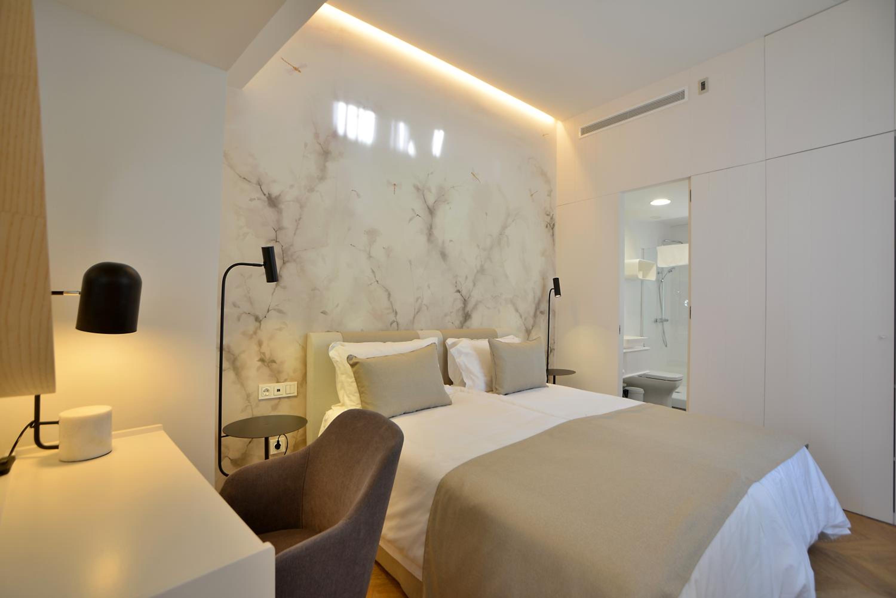 Penthouse Apartment - Photo 9