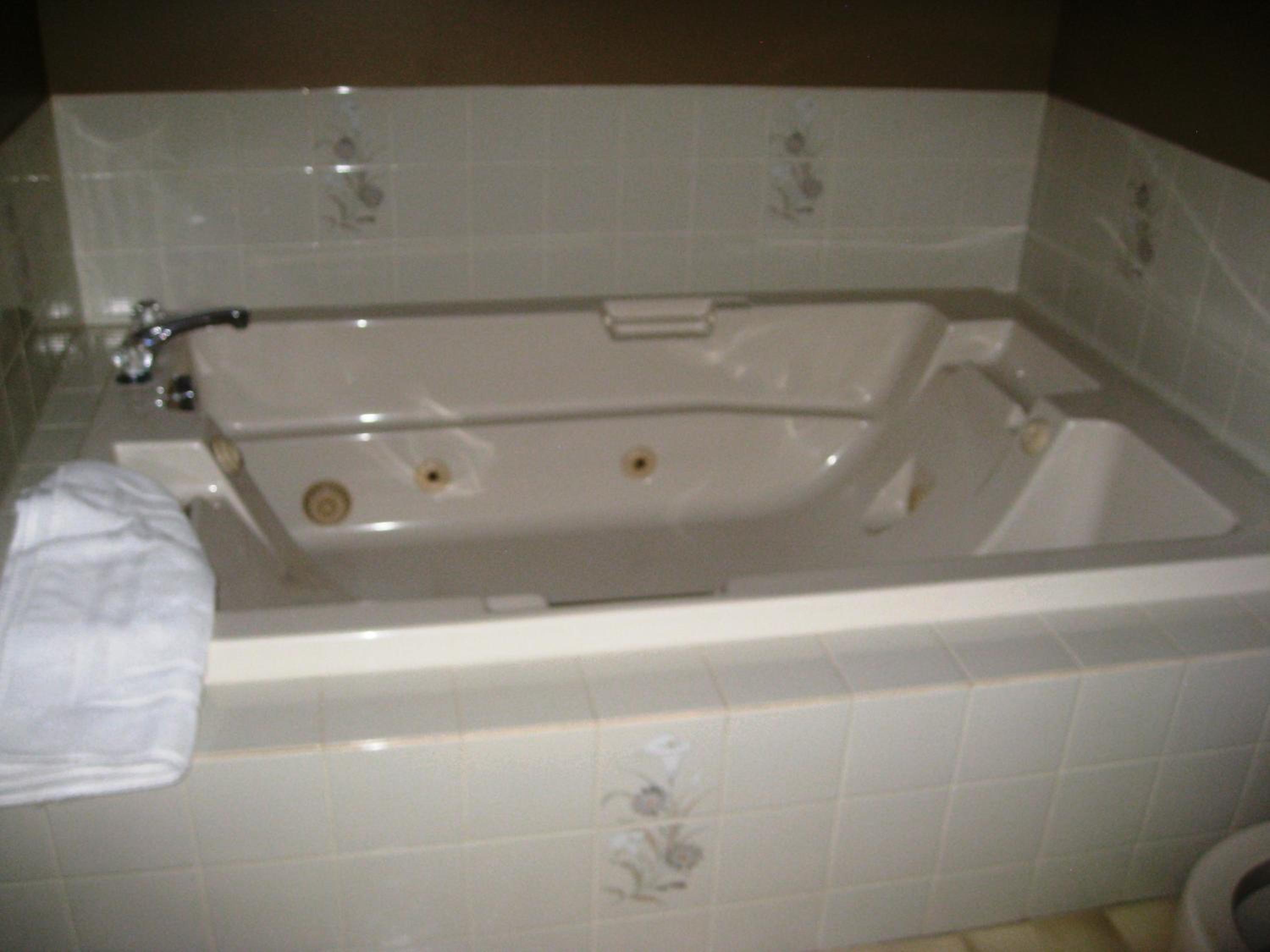 Queen Room with Spa Bath photo 3