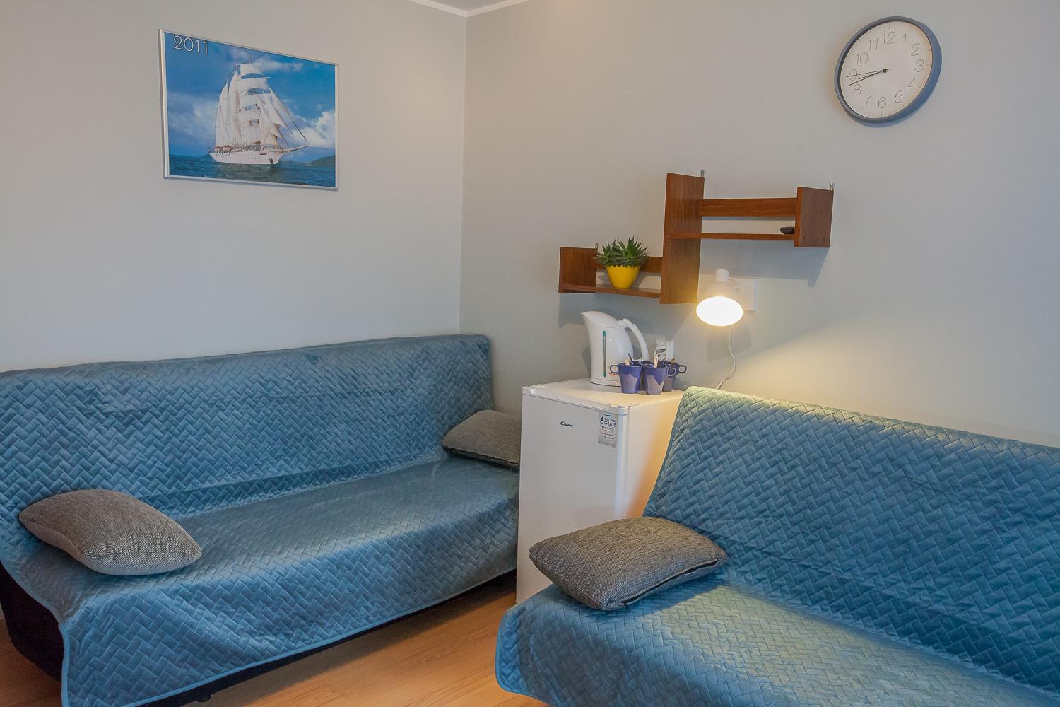 Quadruple Room with Private Bathroom photo 1