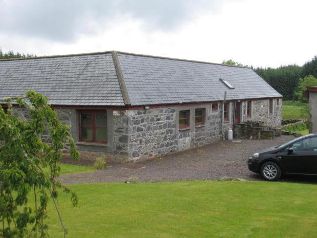 Three-Bedroom House - Photo 15