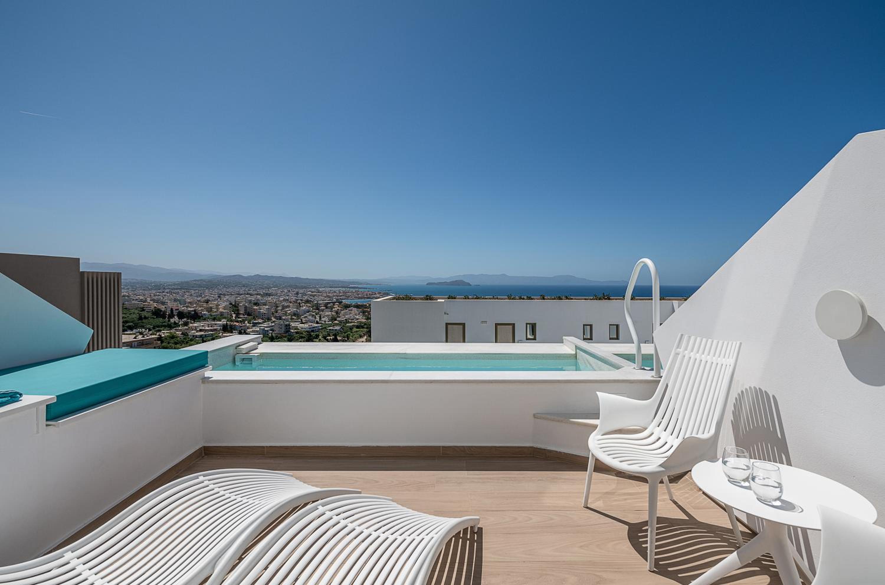 Deluxe Room with Sea View and Private Pool - Photo 7