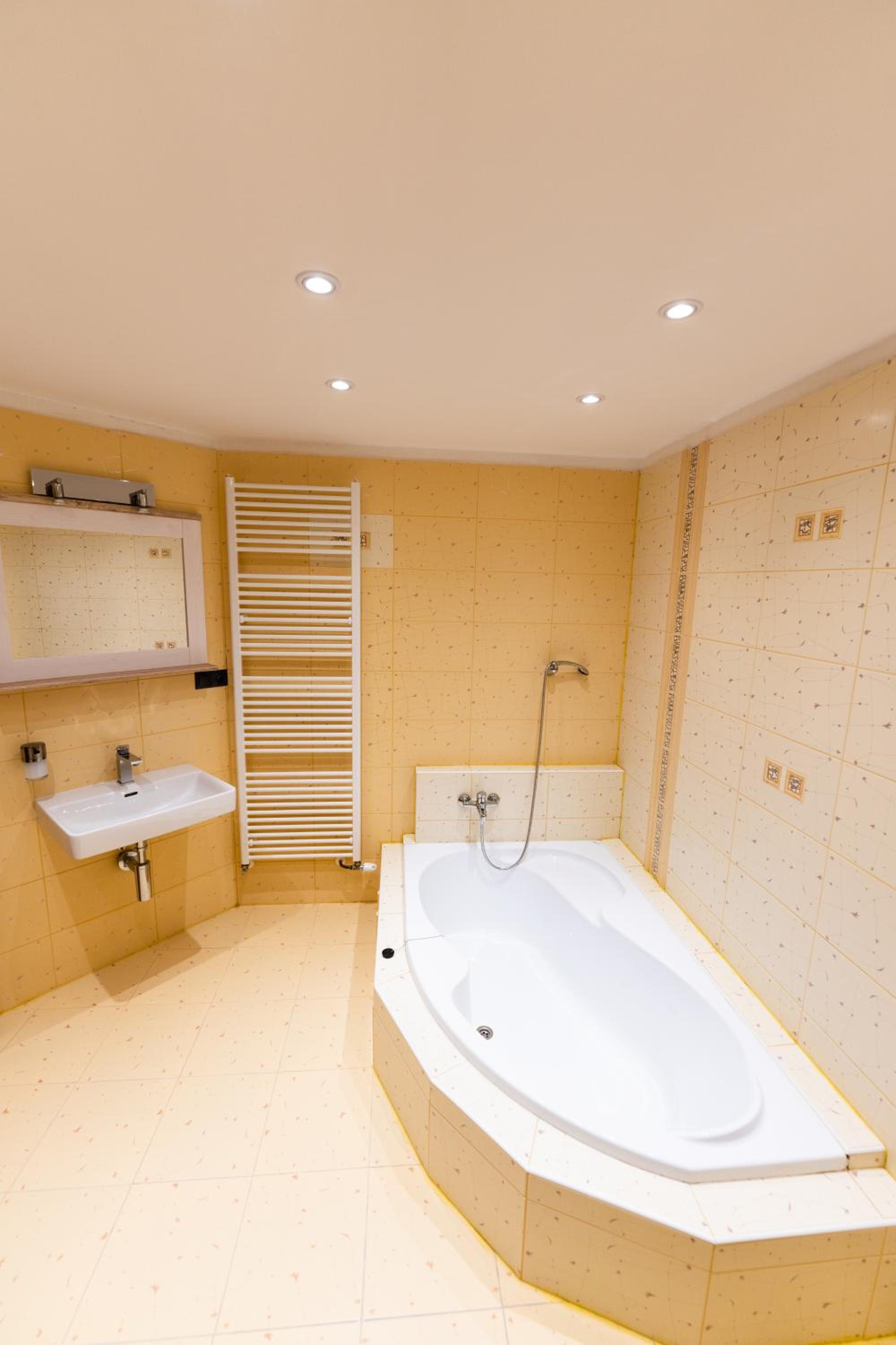 Duplex Apartment - Photo 11