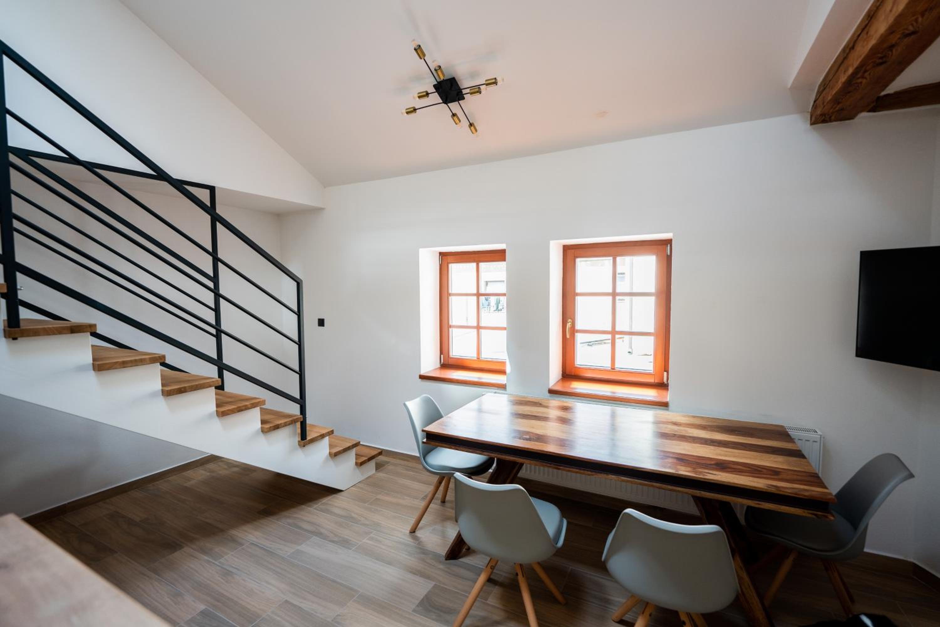 Duplex Apartment - Photo 12