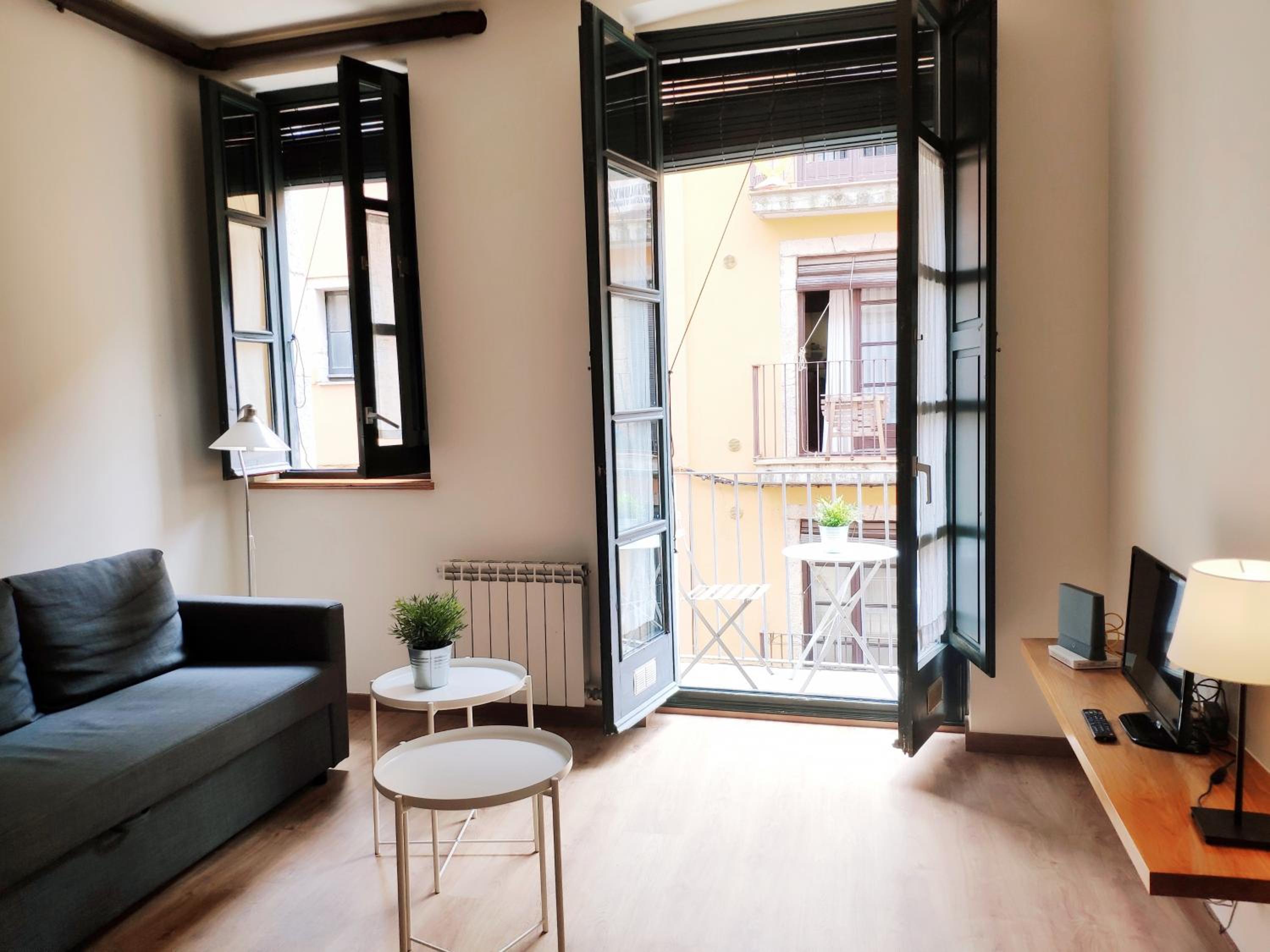 Apartamento con Balcón