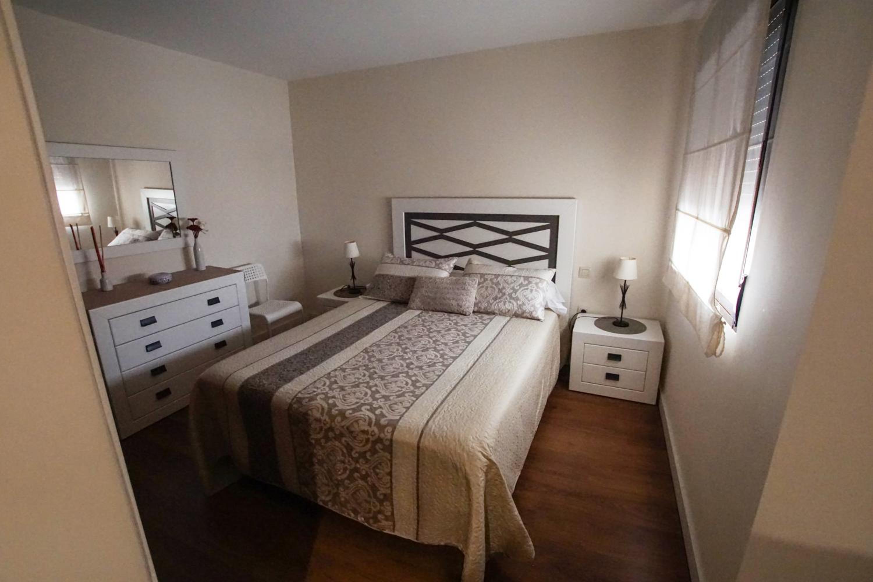 Two-Bedroom Apartment - Photo 6