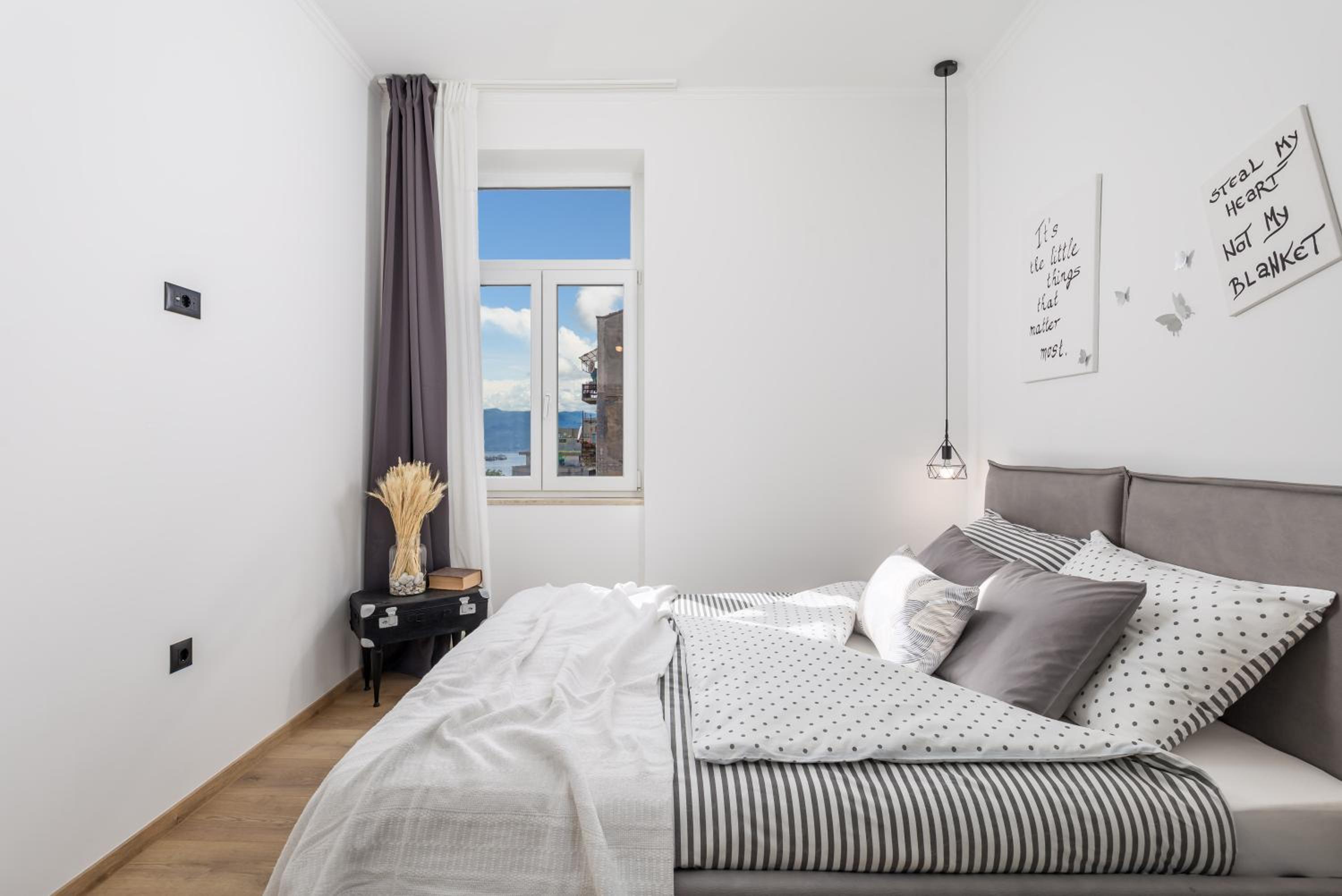 Two-Bedroom Apartment - Photo 35