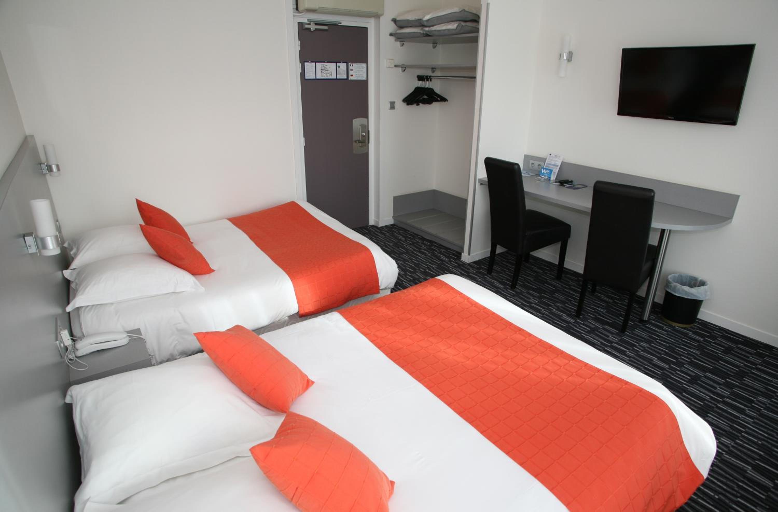 Comfort Quadruple Room - Photo 6