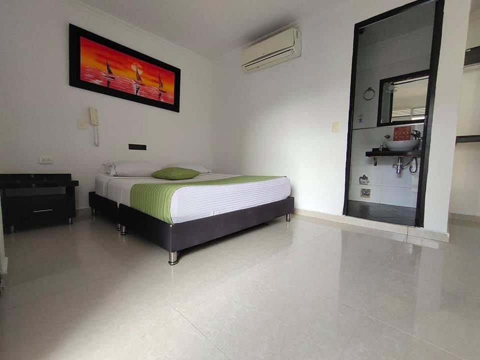 Single Room photo 2