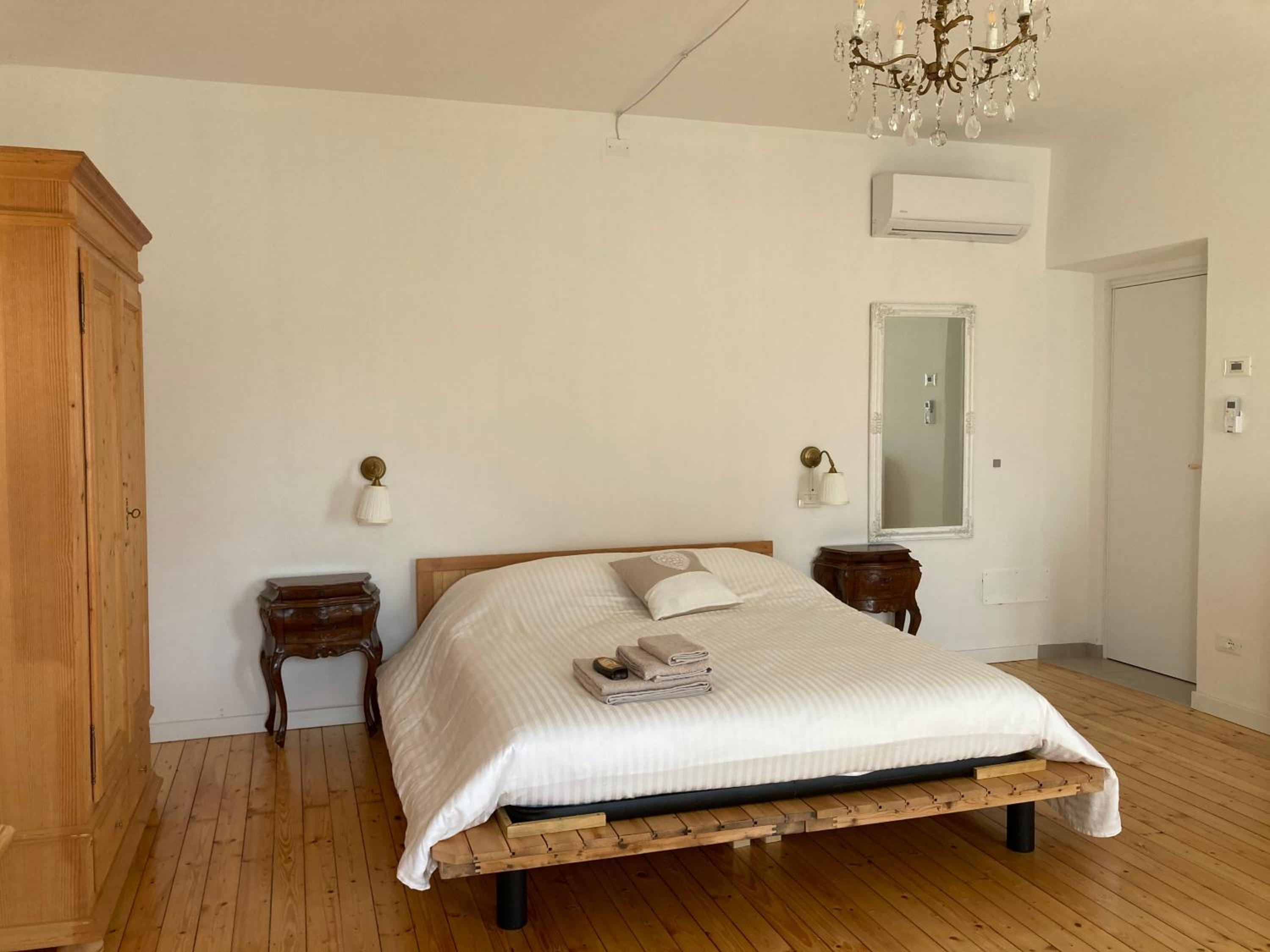 Double Room with Private Bathroom photo 1