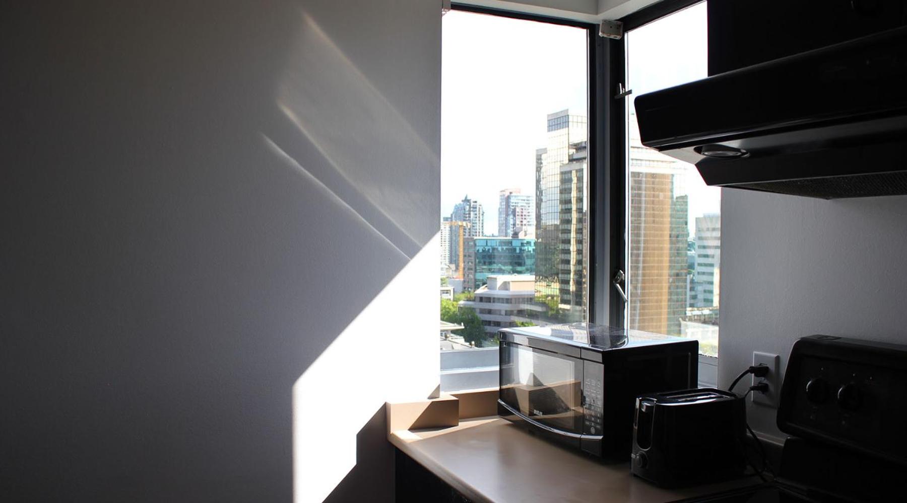 One-Bedroom Apartment - Photo 14