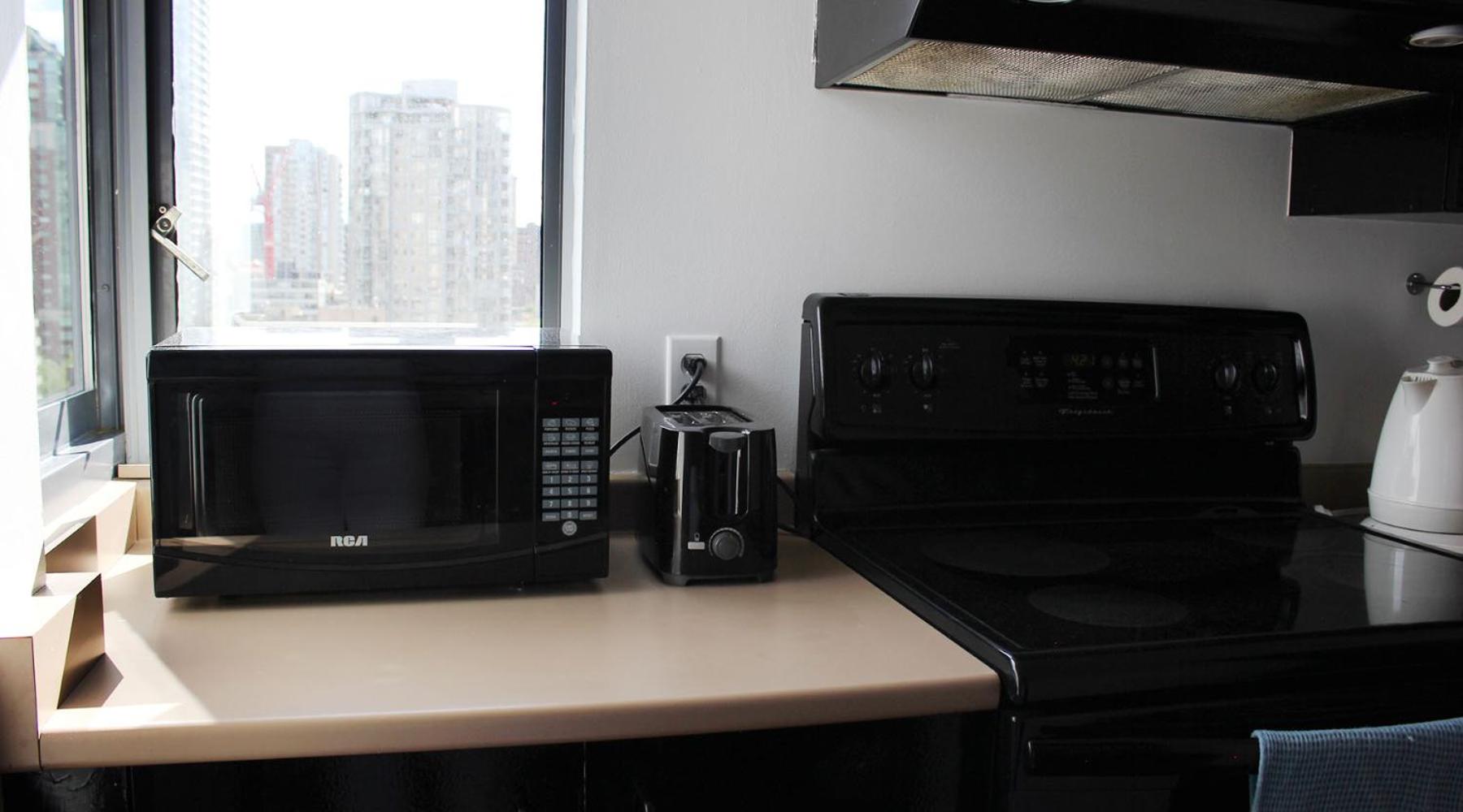 One-Bedroom Apartment - Photo 16