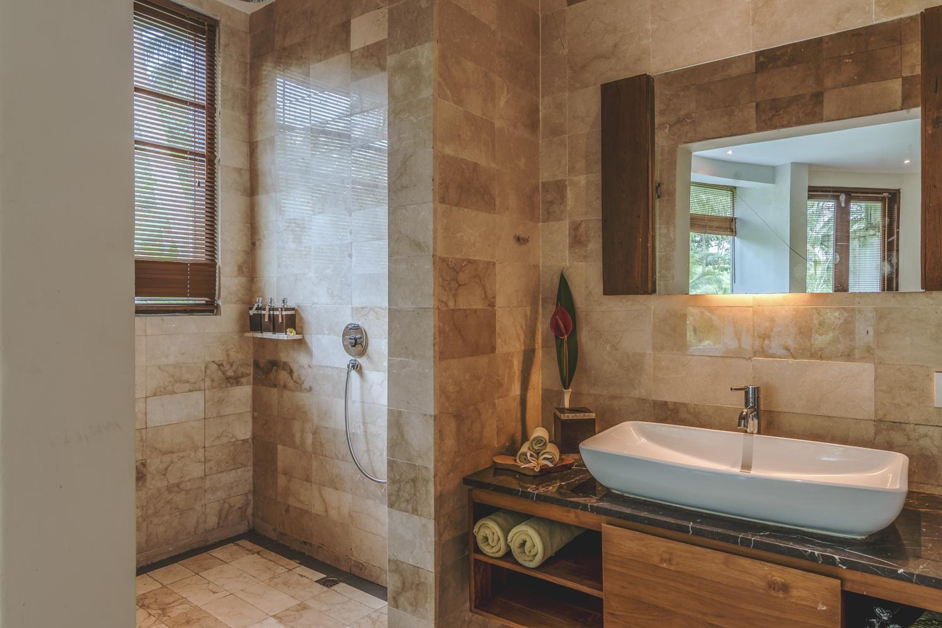 The Royal Panoramic Suite photo 3