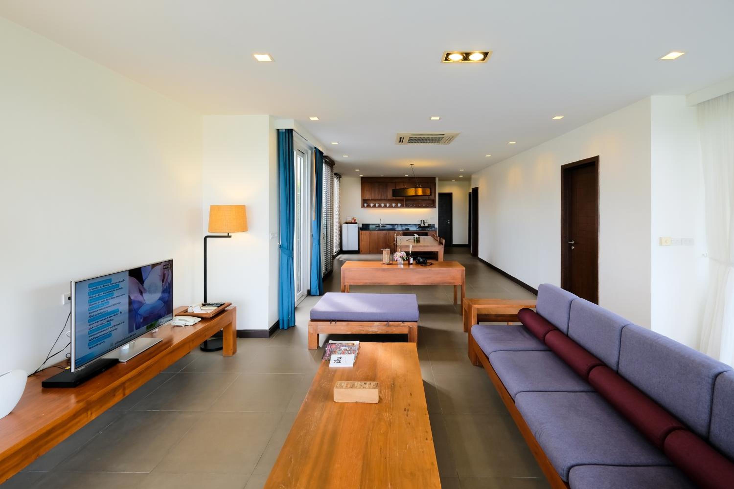 Three-Bedroom Villa photo 1