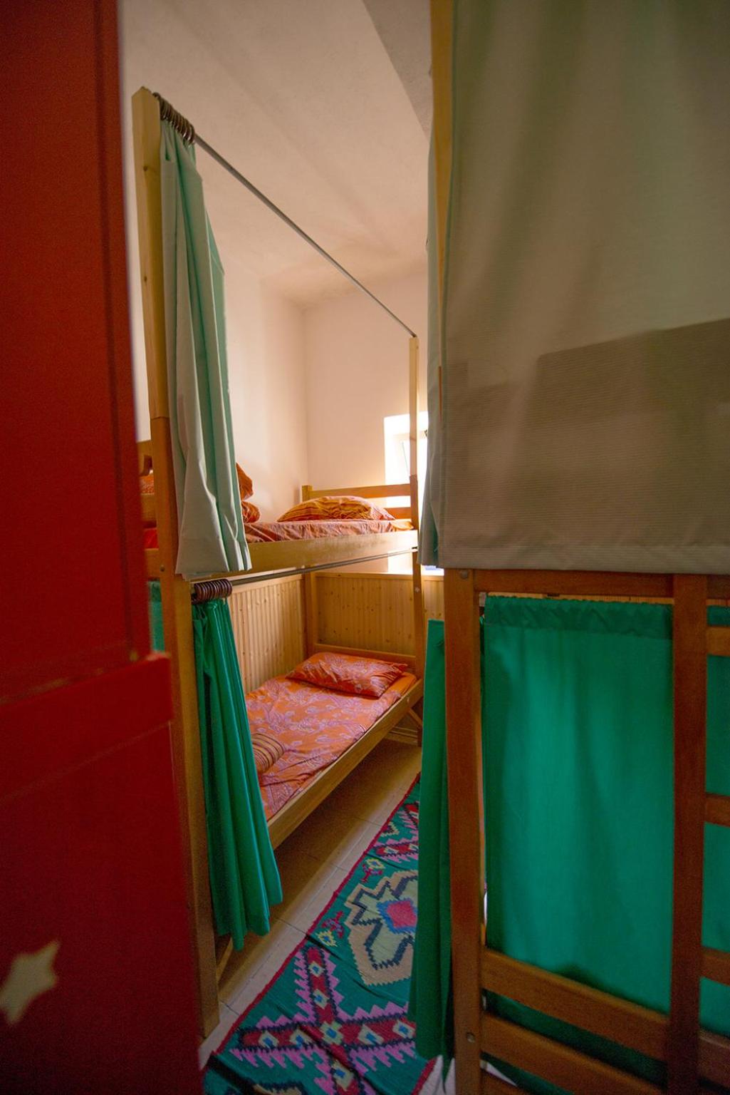 Bed in 4-Bed Dormitory Room photo 3