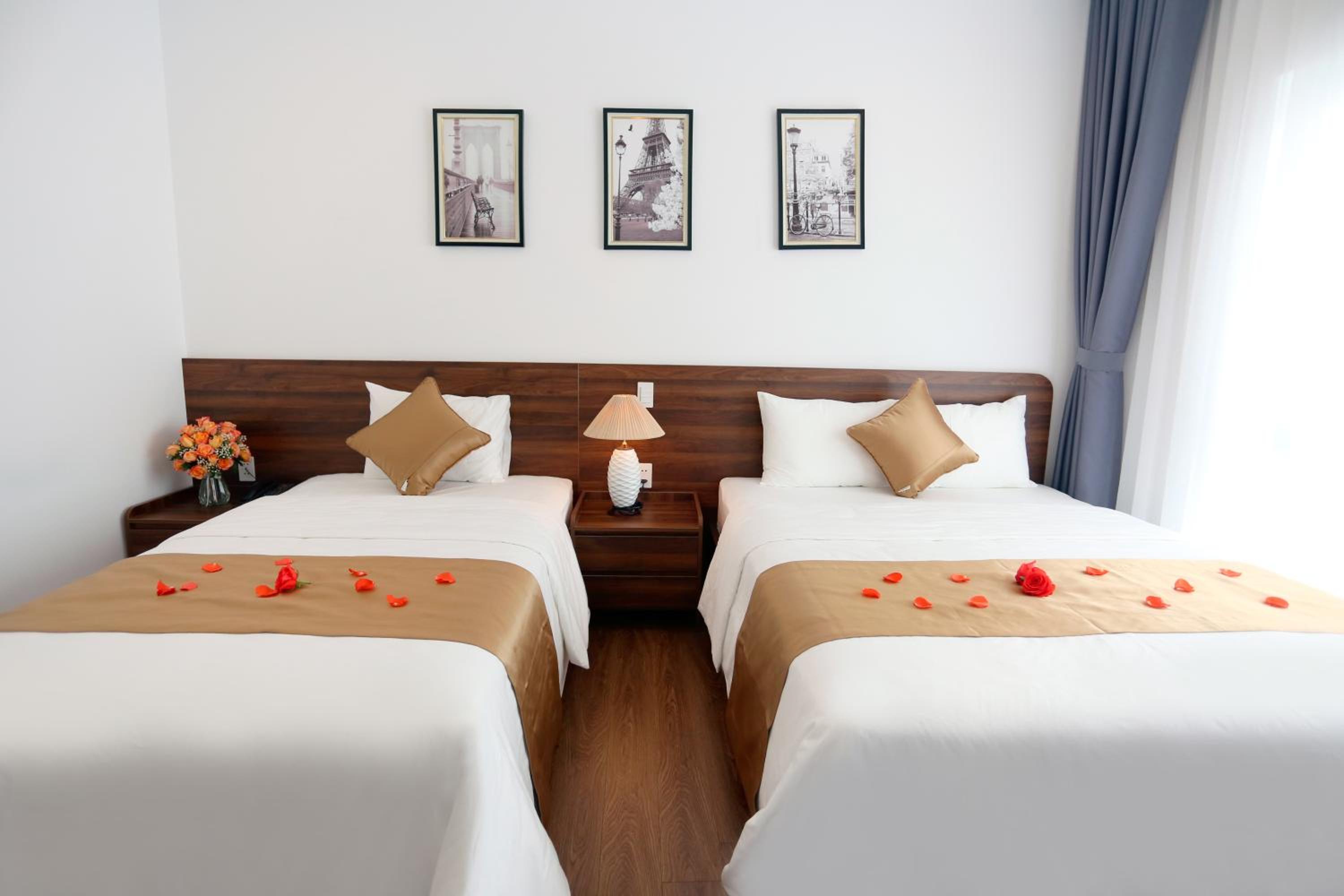 Deluxe Twin Room photo 3