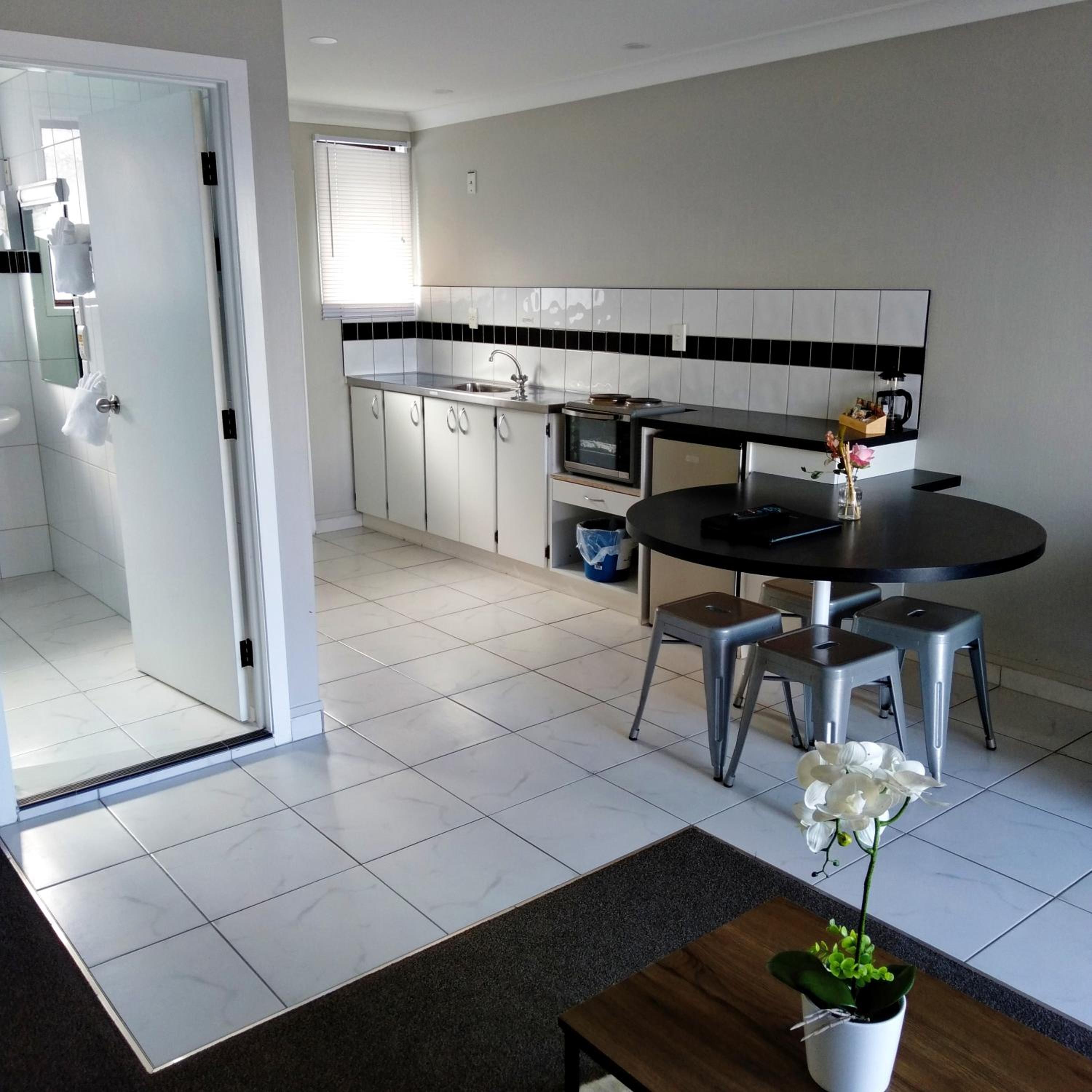 Family Two-Bedroom Suite - Photo 8