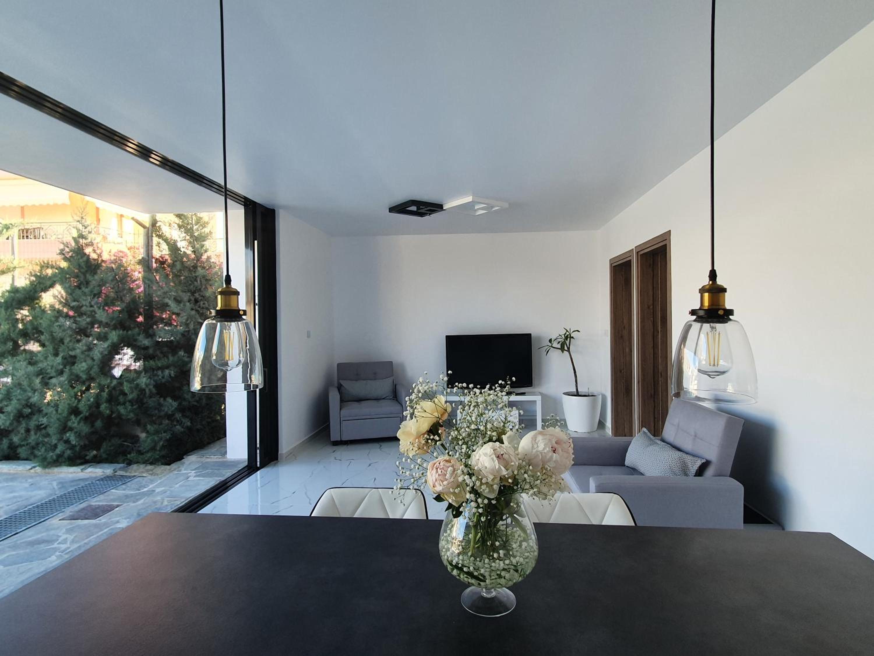 Villa with Private Pool - Photo 16