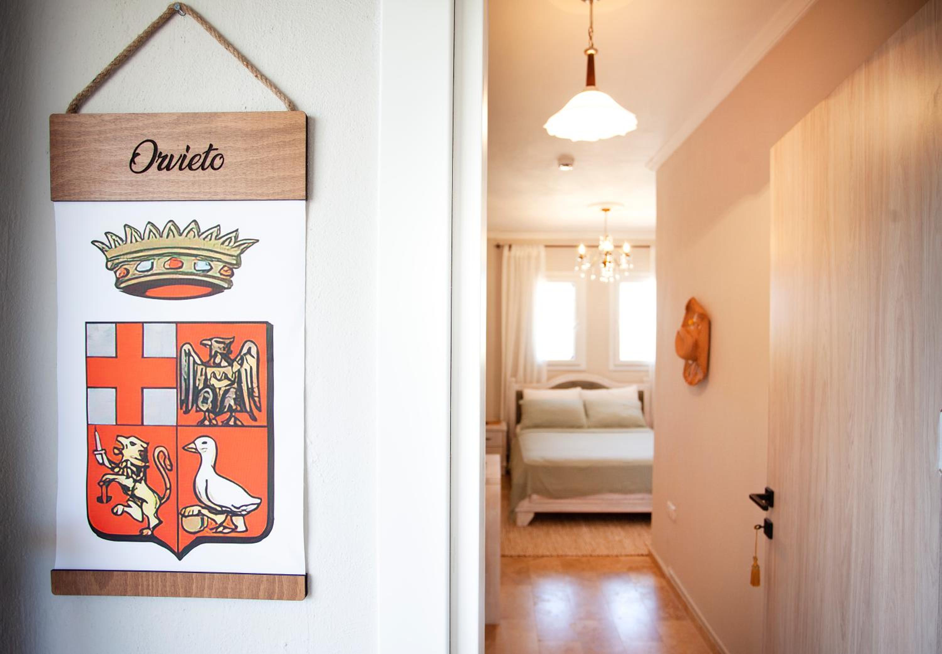 Double Room - Photo 2