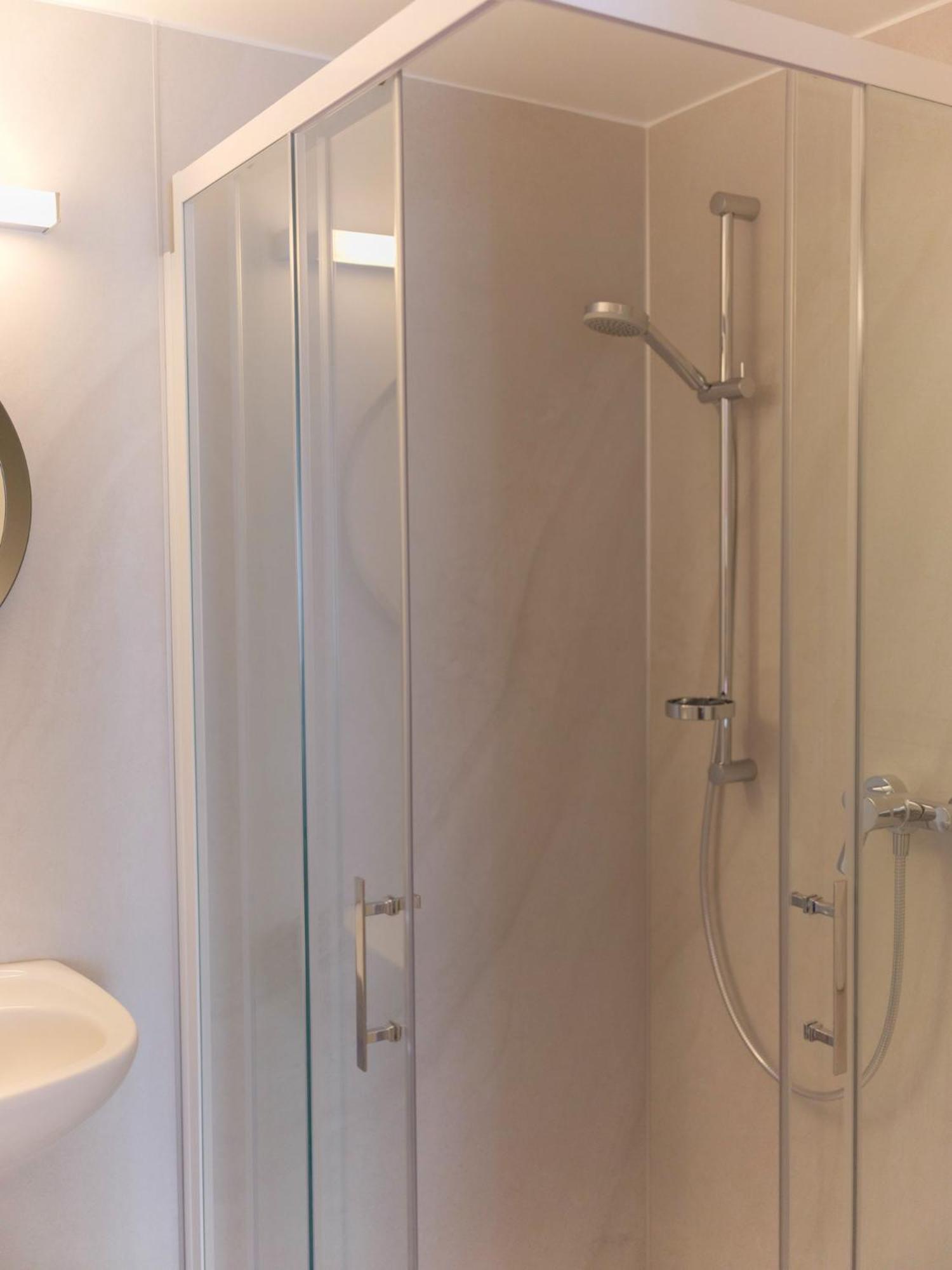 Quadruple Room with Shower photo 3
