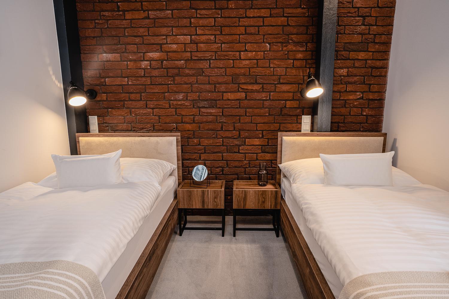 Double or Twin Room - Photo 3