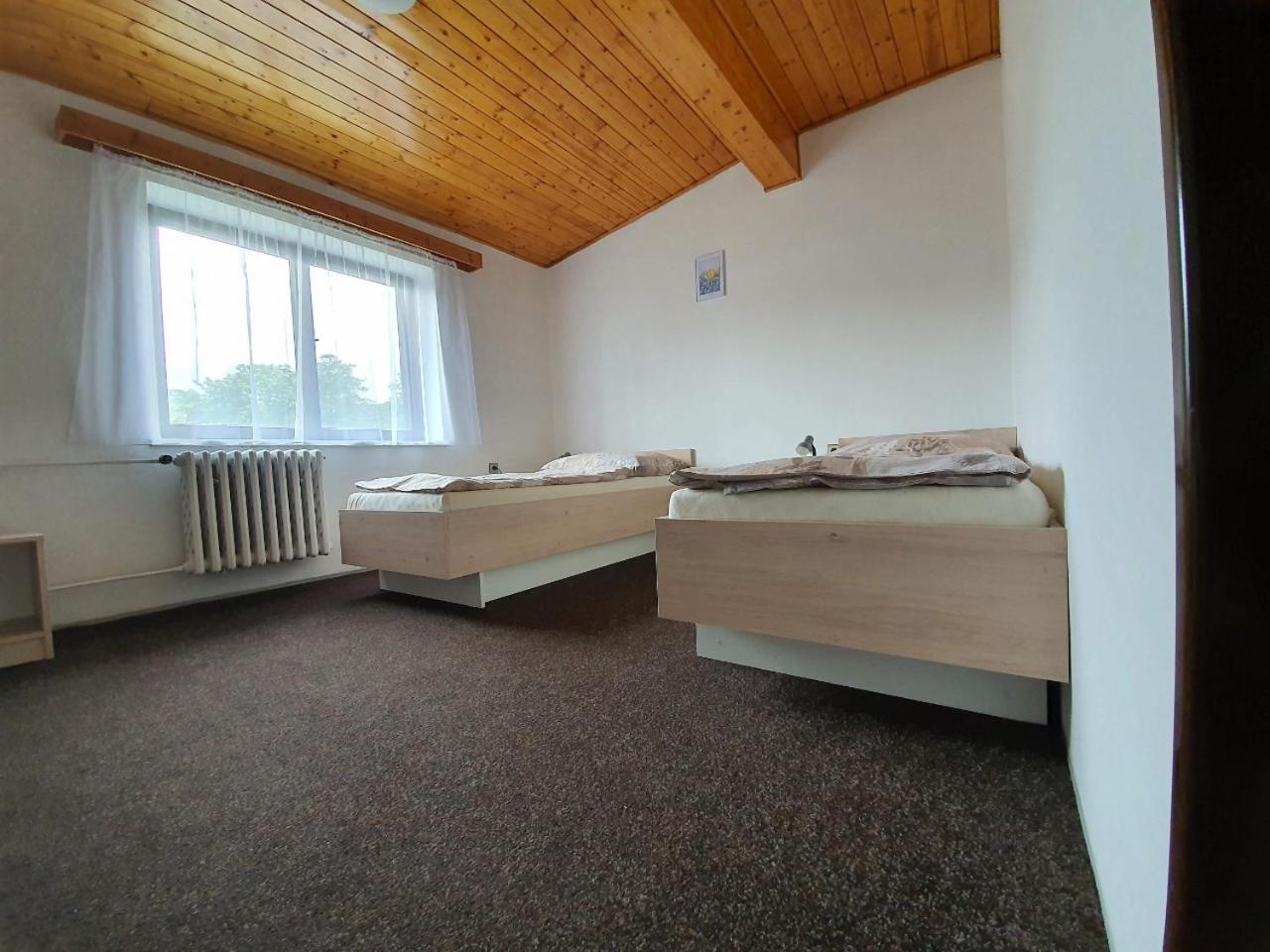 Triple Room with Private Bathroom photo 2