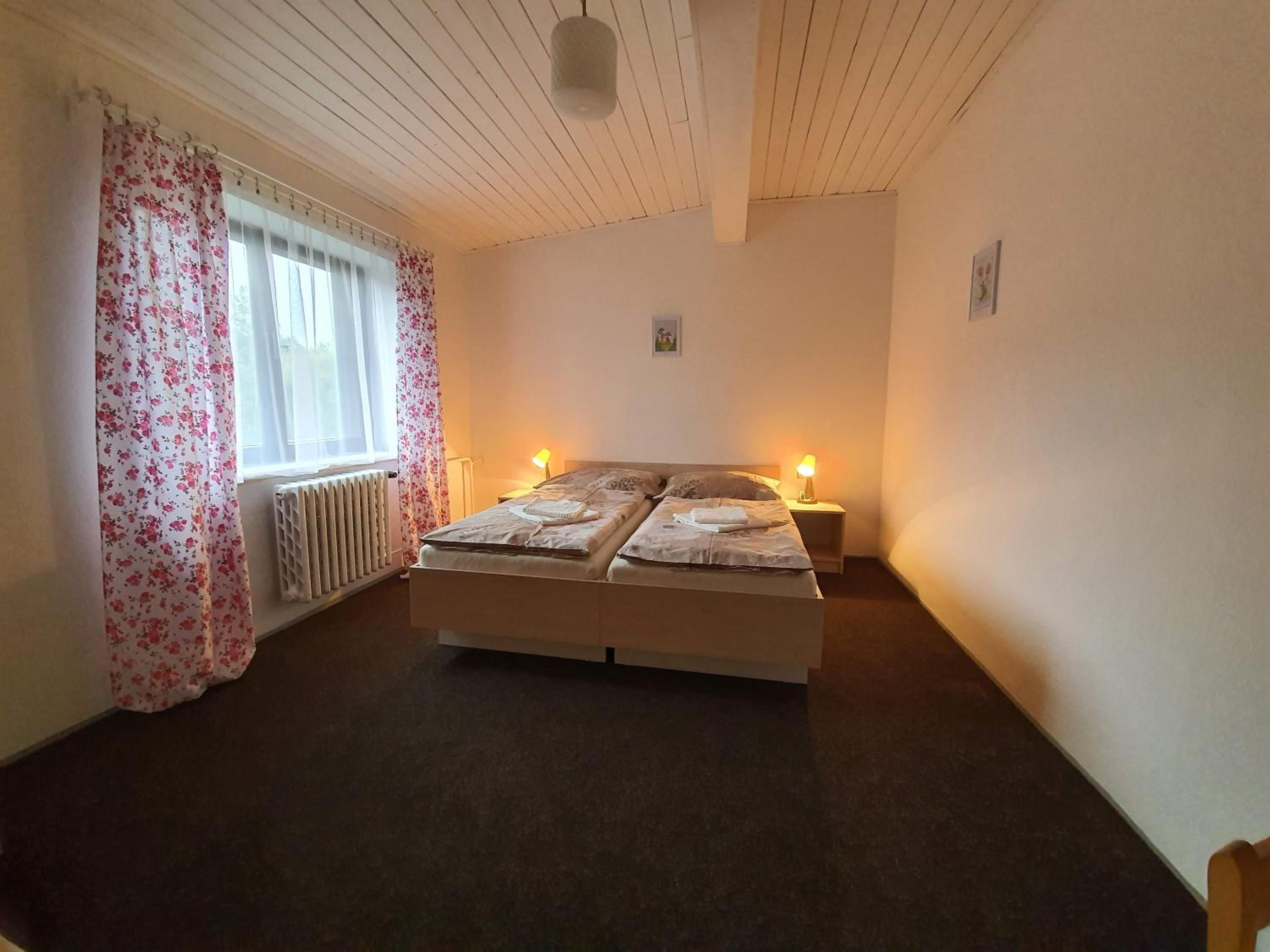 Triple Room with Private Bathroom photo 3