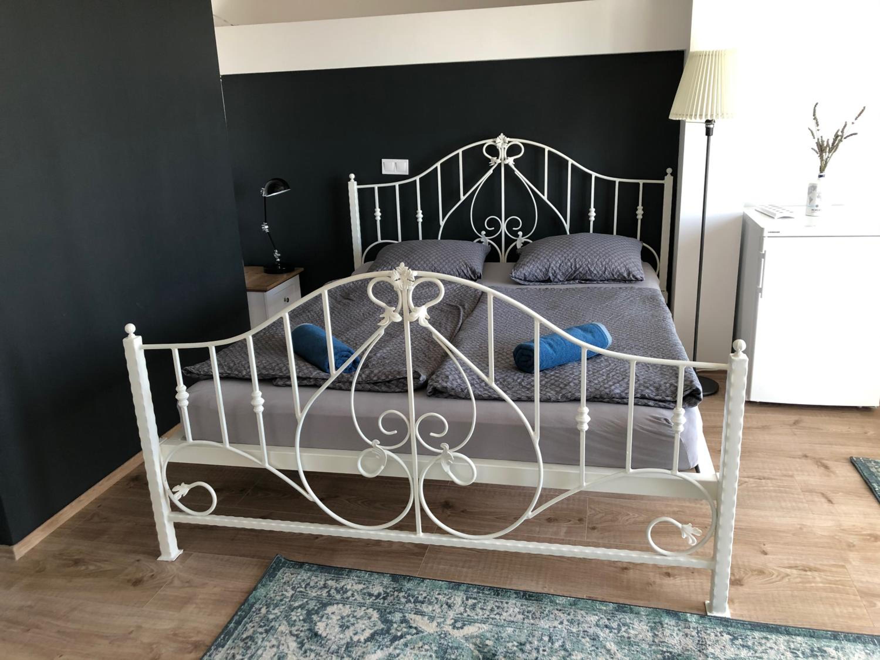 Deluxe Queen Room - Photo 4