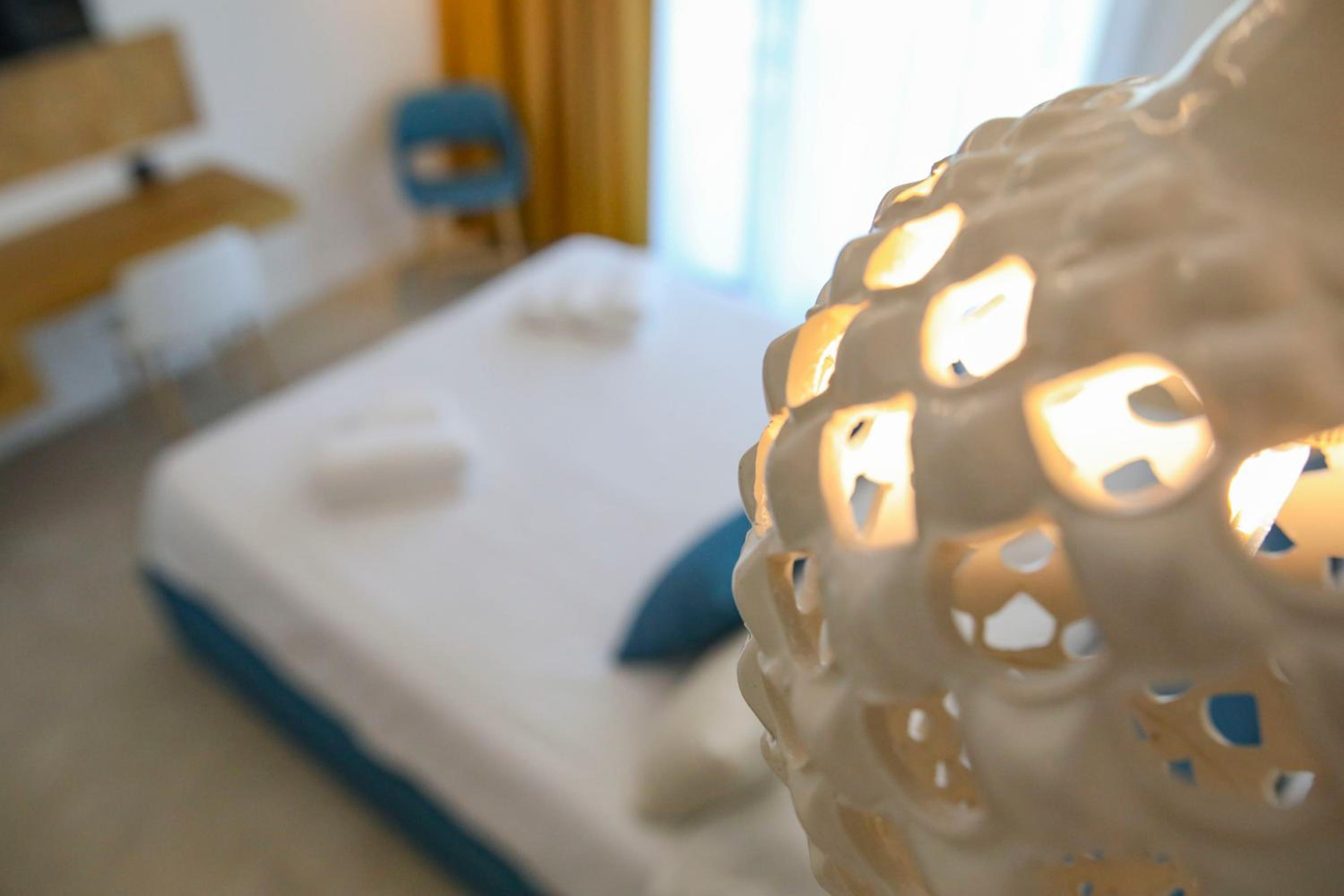 Double Room with Sea View - Photo 10