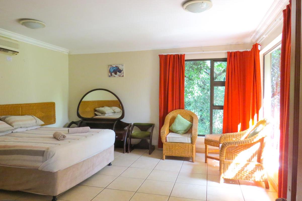 Queen Room photo 1