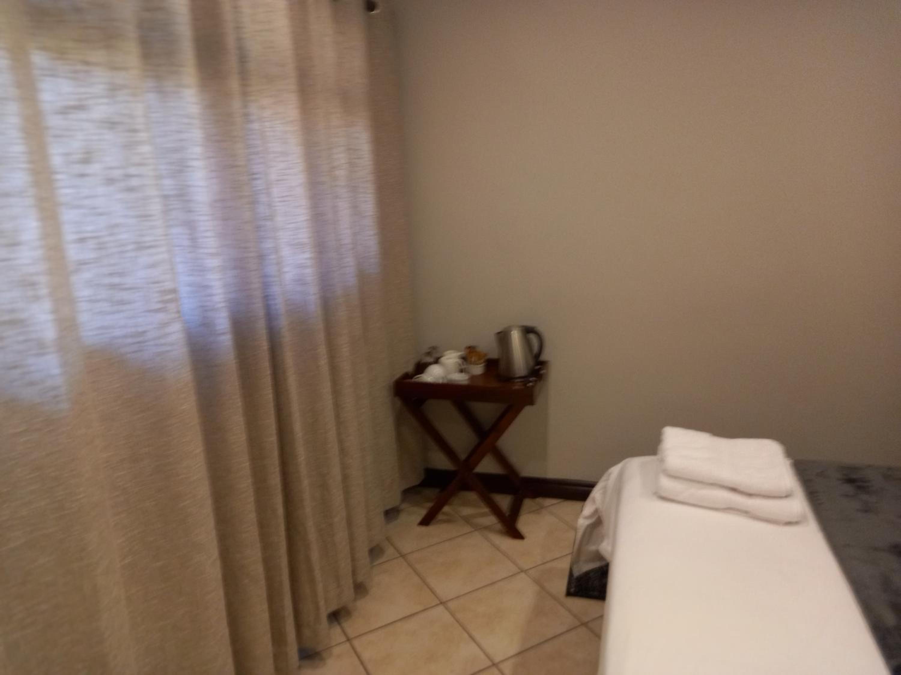 Economy Double Room photo 2
