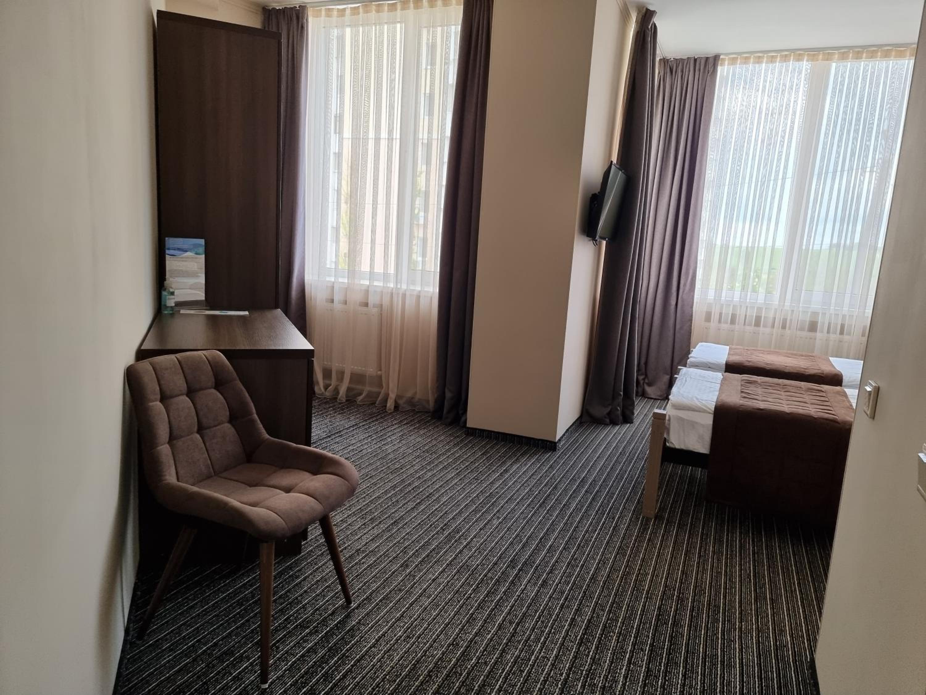 Twin Room with Bathroom