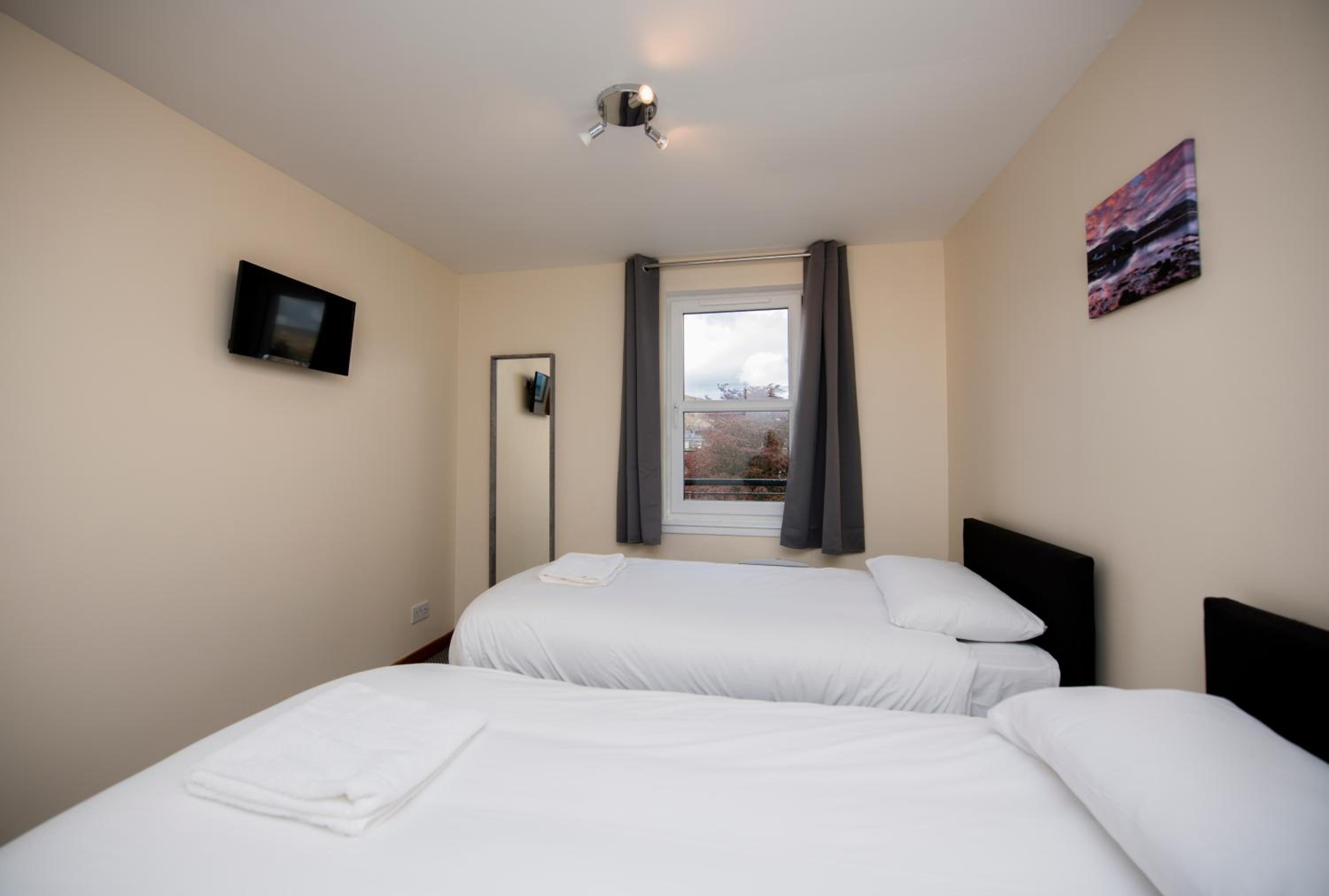 Triple Room with Shower photo 1