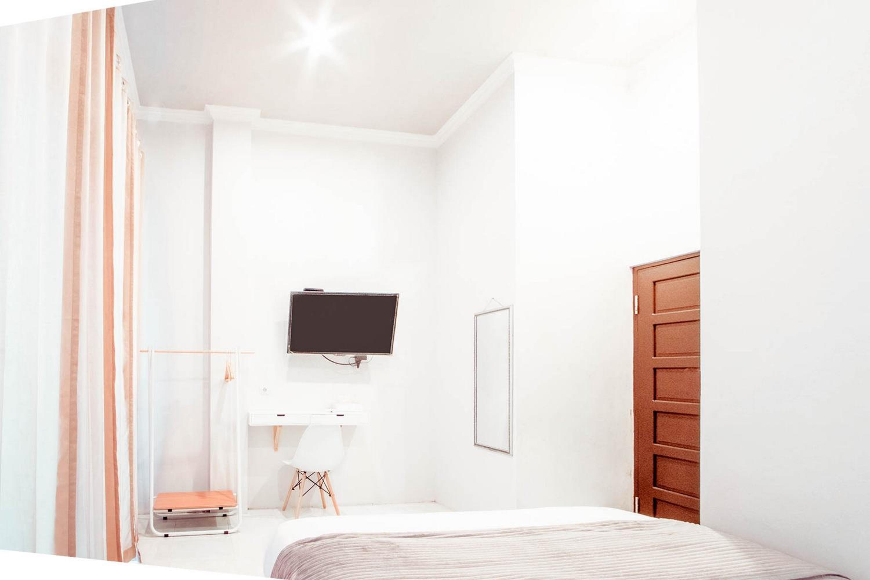 Standard Double Room photo 3