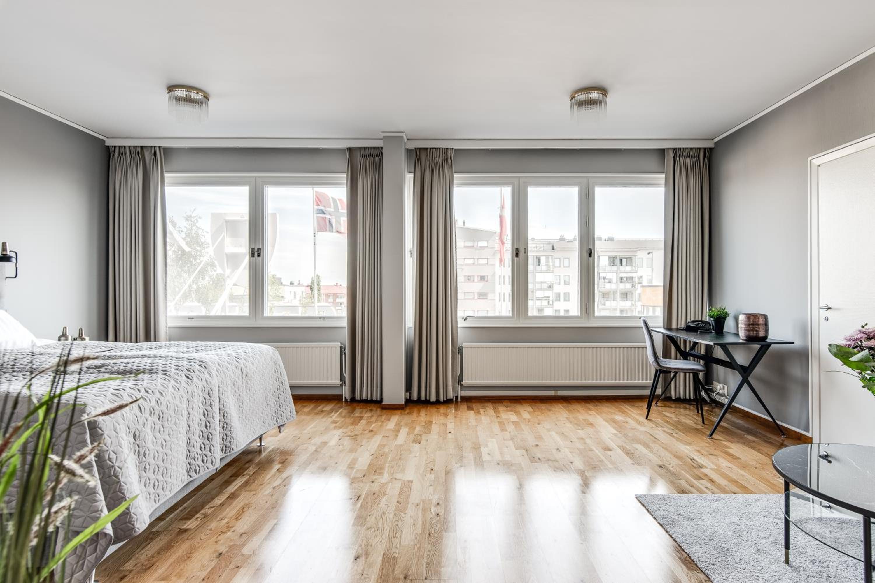 Standard Twin Room - Photo 4