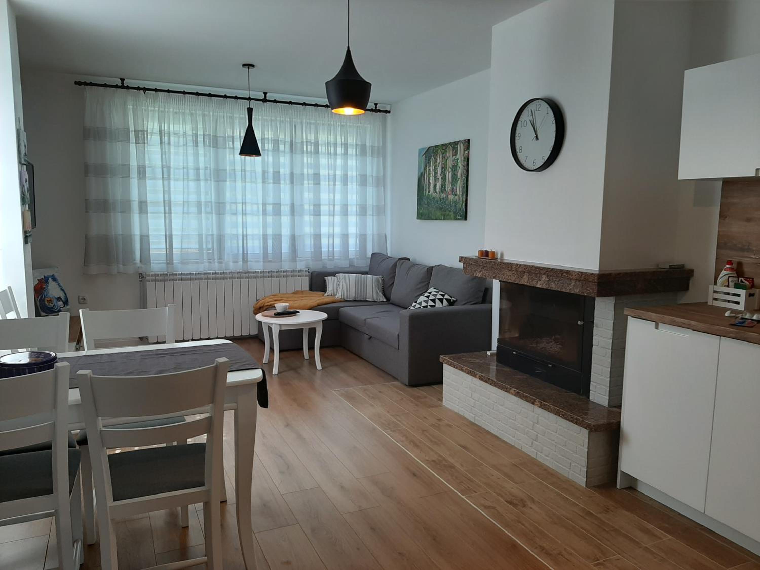 Two-Bedroom House photo 3