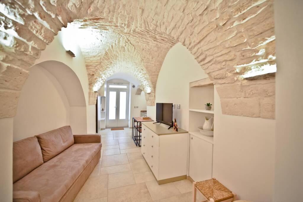 One-Bedroom House - Photo 1