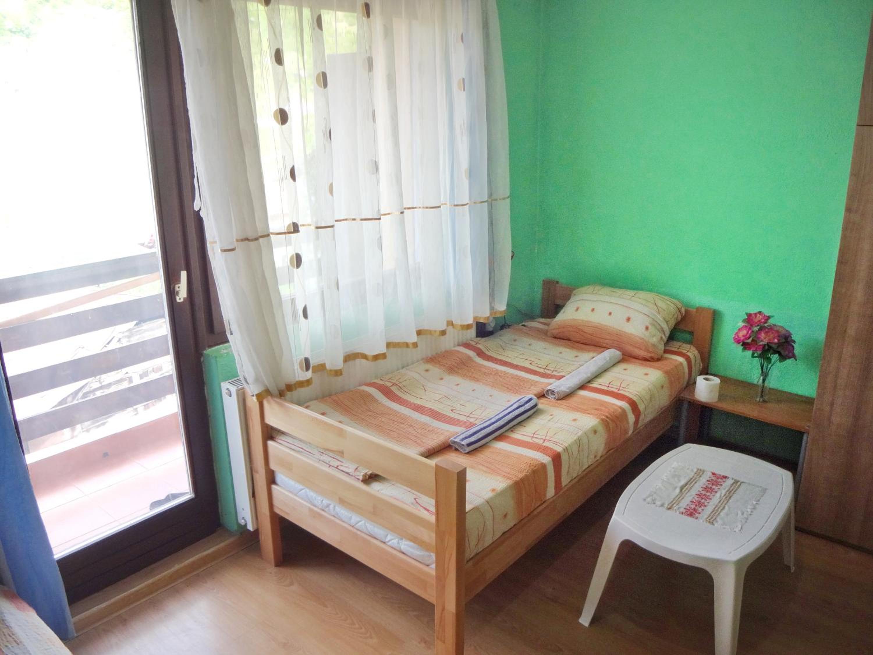 Twin Room with Balcony photo 2