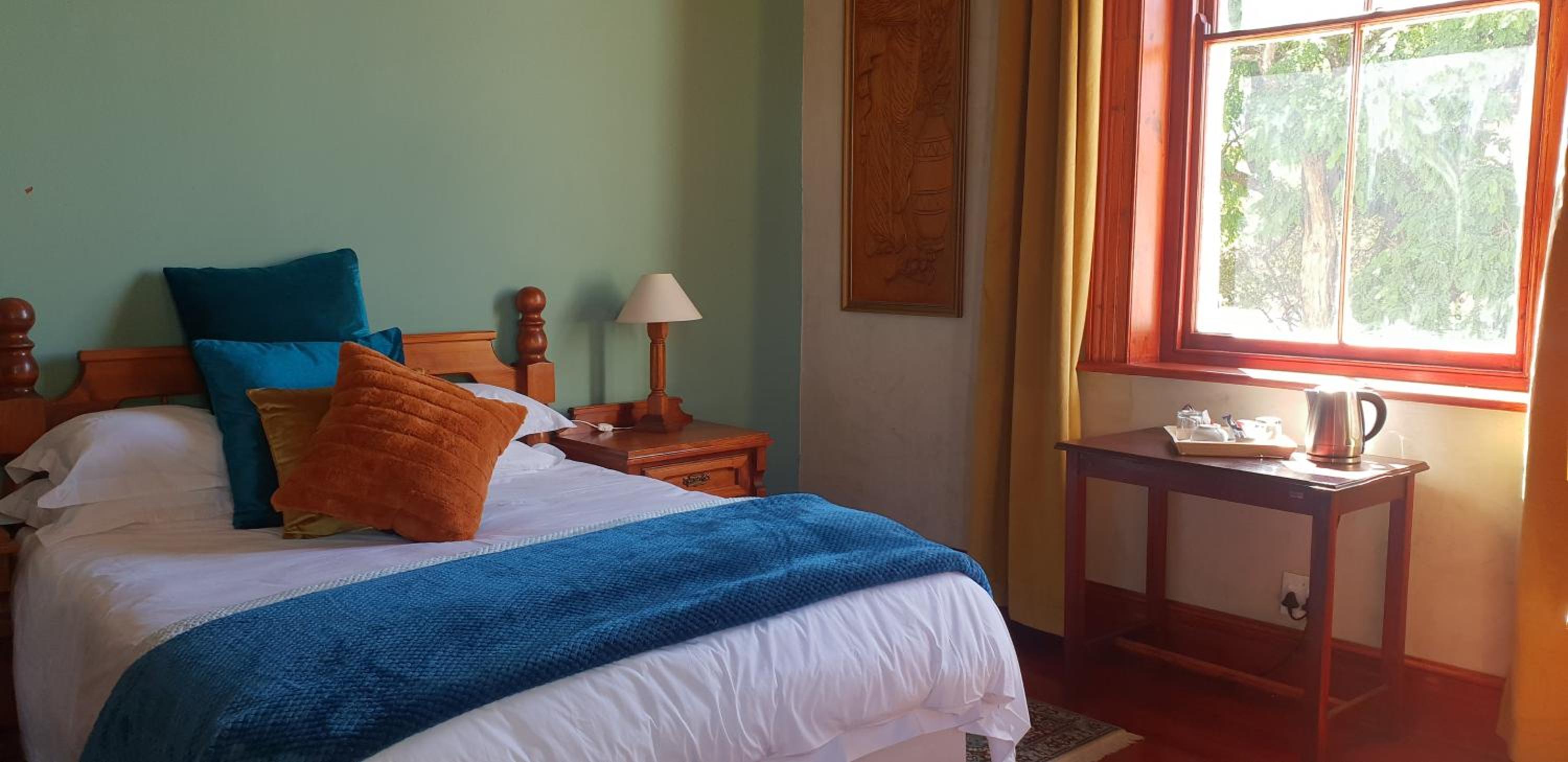 Budget Double Room - Photo 13