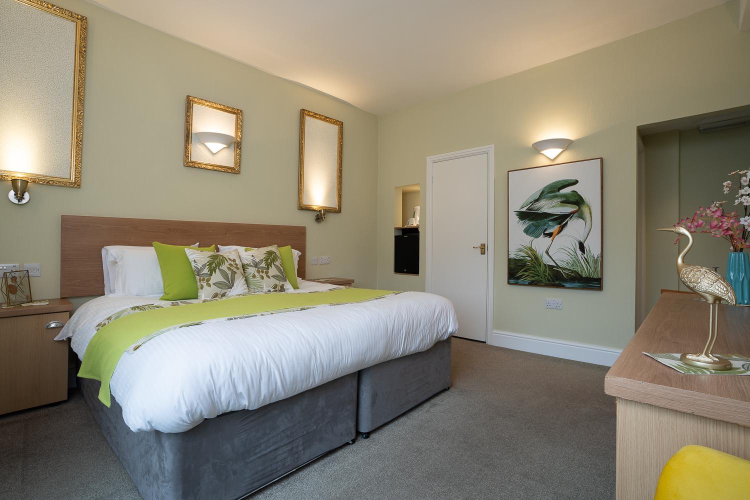 Superior Double or Twin Room with Mountain View photo 3