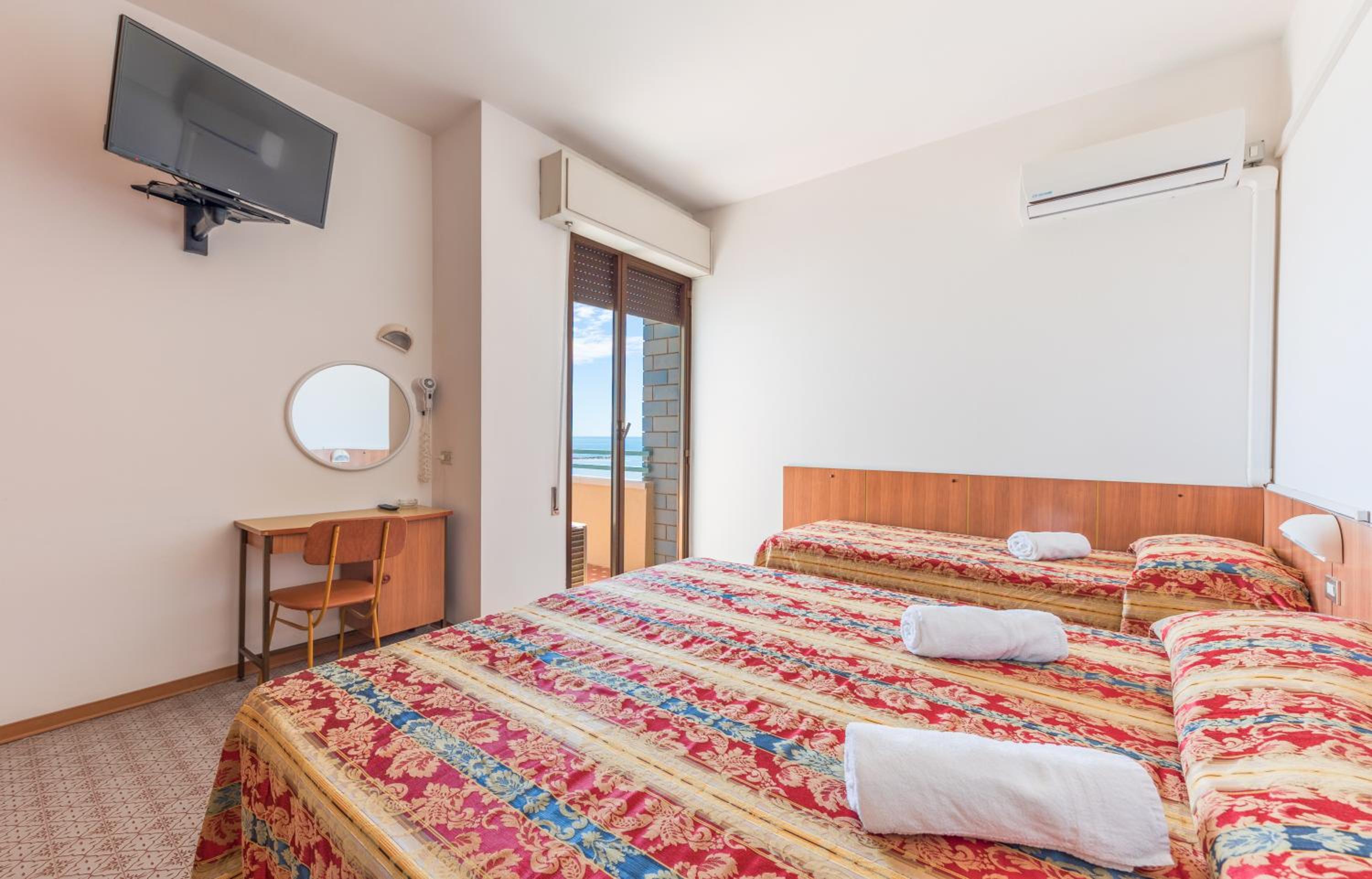 Triple Room with Sea View photo 3