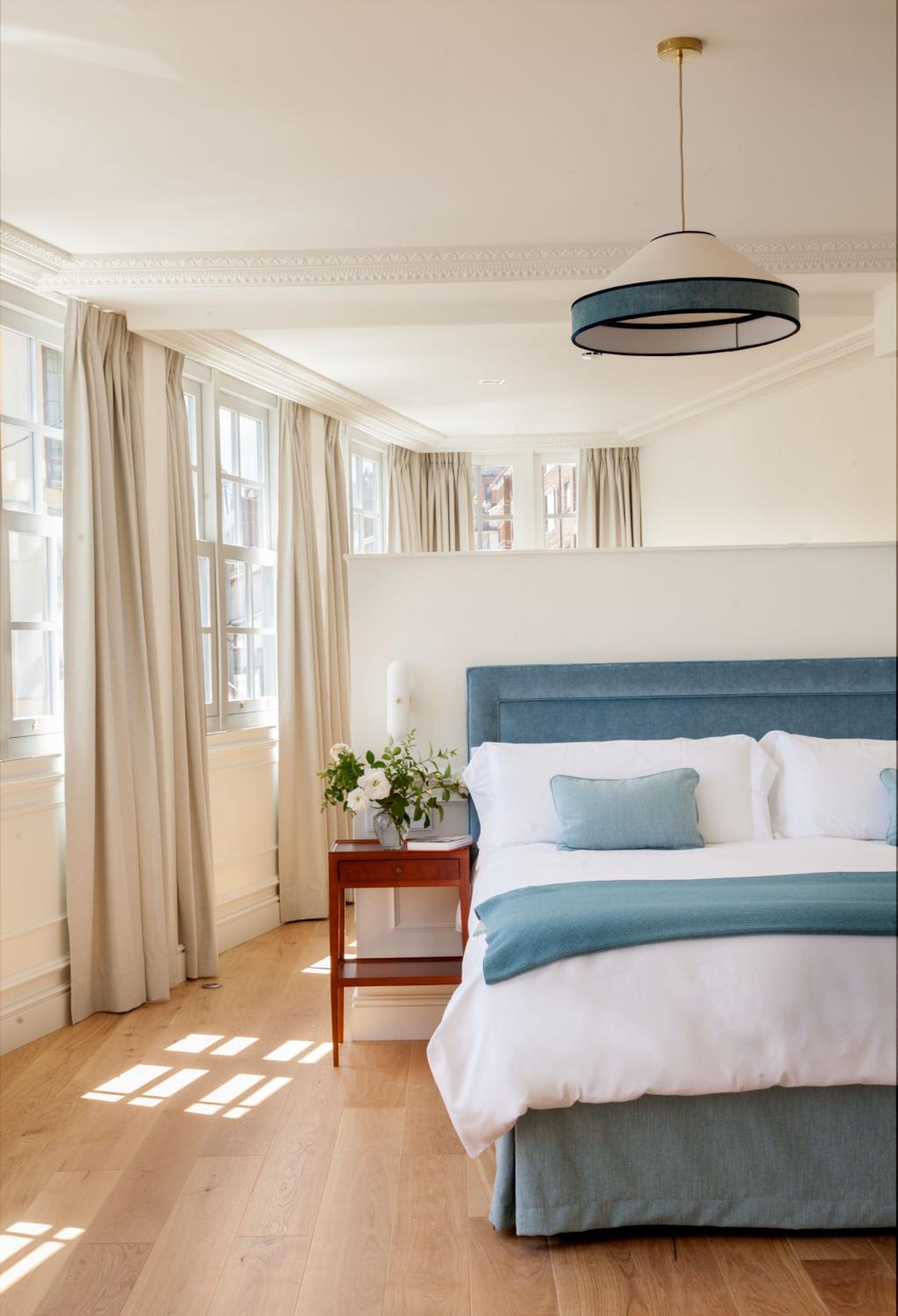 Suite with River View - Photo 4