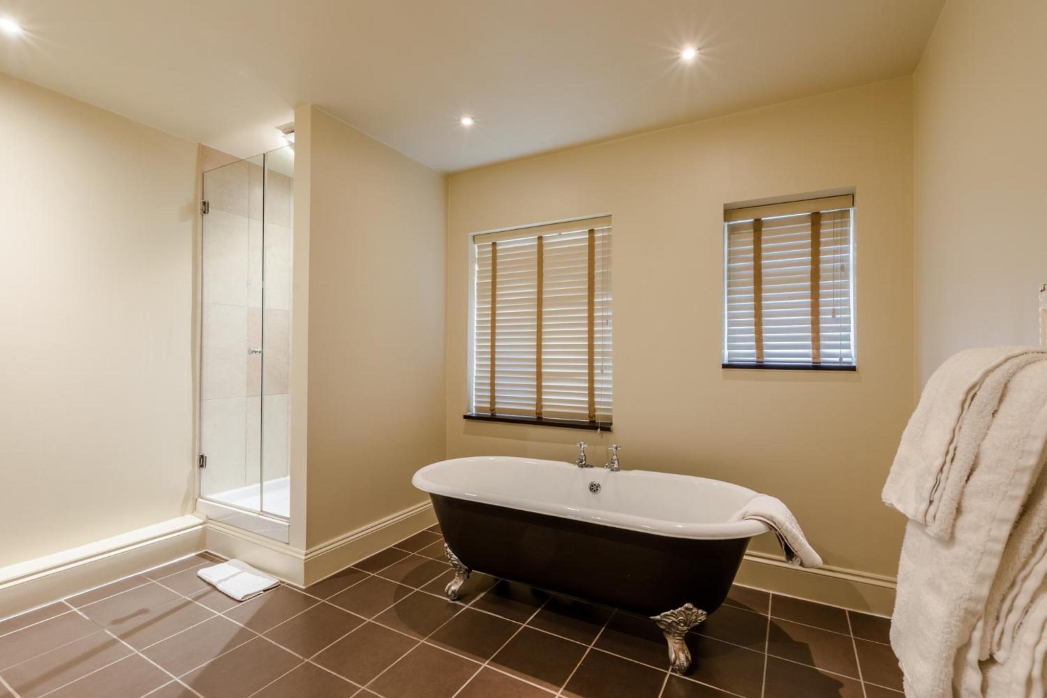 Gatehouse Double Room - Photo 4