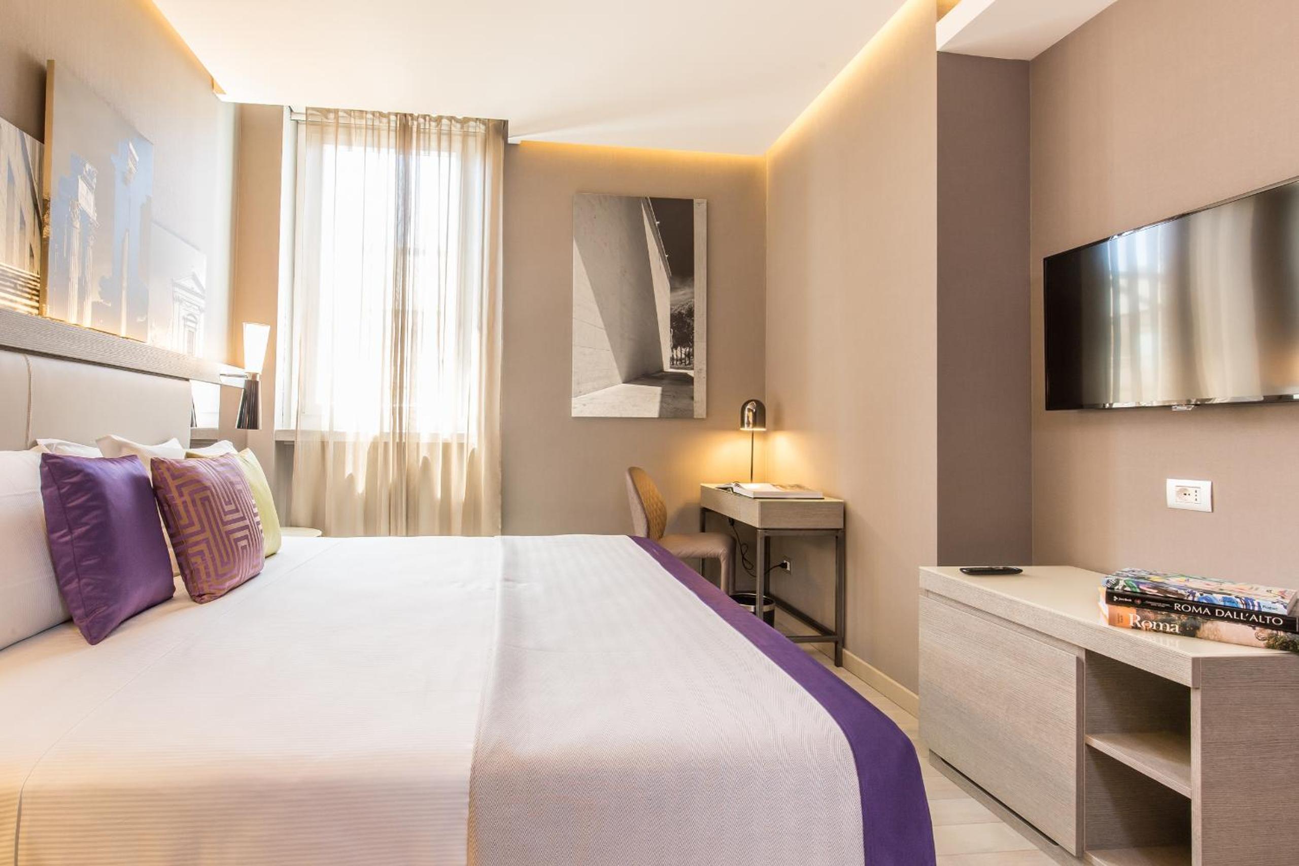Small Double Room photo 3