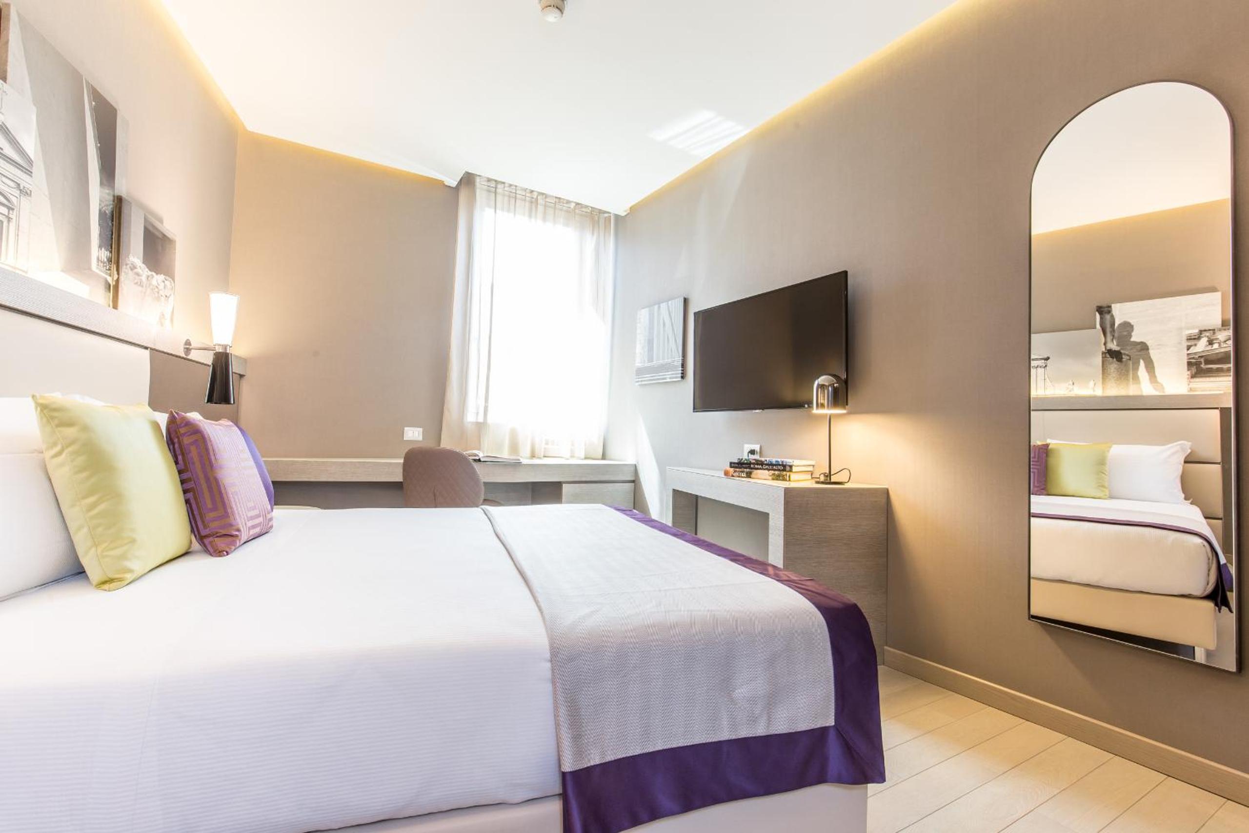 Standard Double or Twin Room photo 2