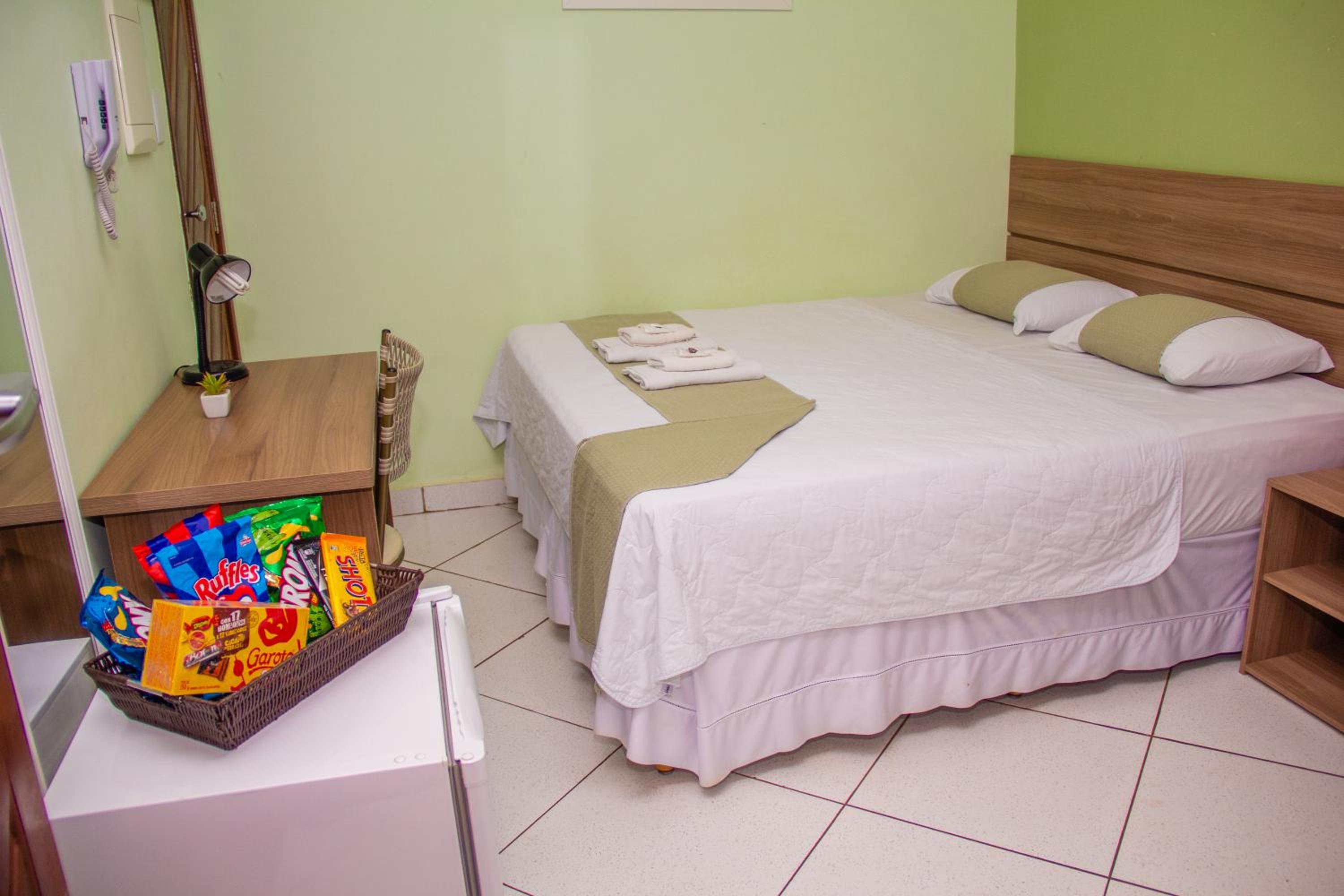 Standard Double Room - Photo 5