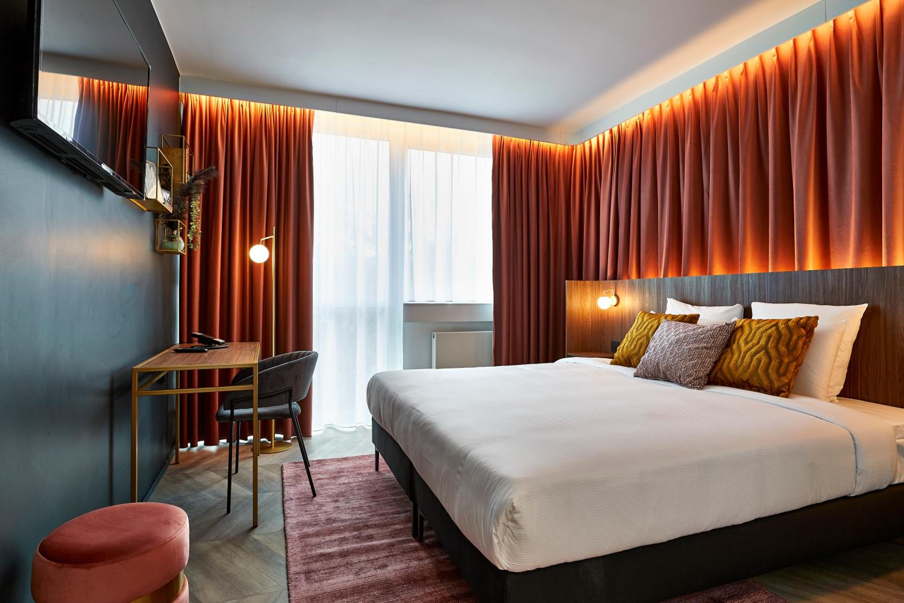 Standard Double or Twin Room photo 1