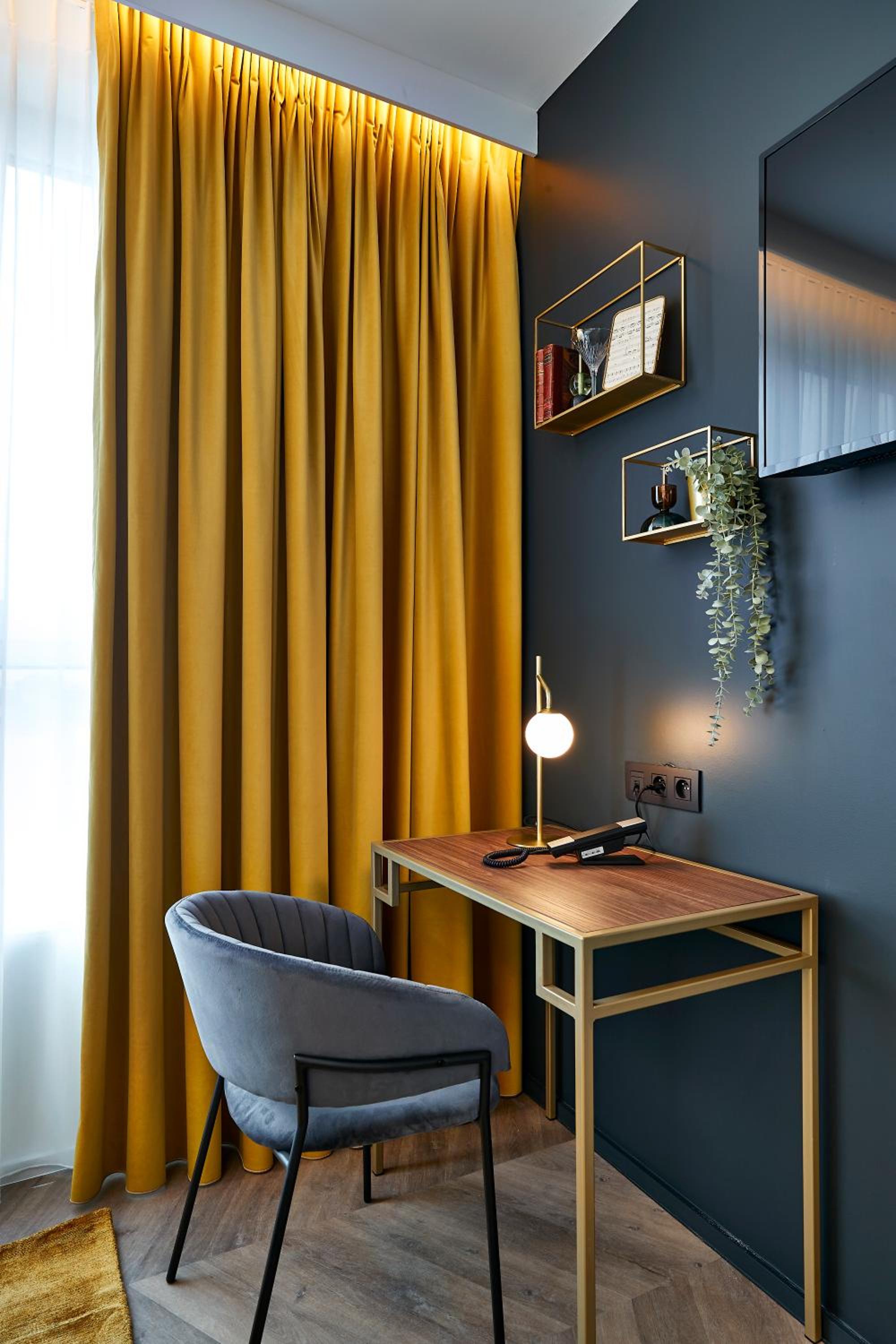 Superior Double or Twin Room photo 2