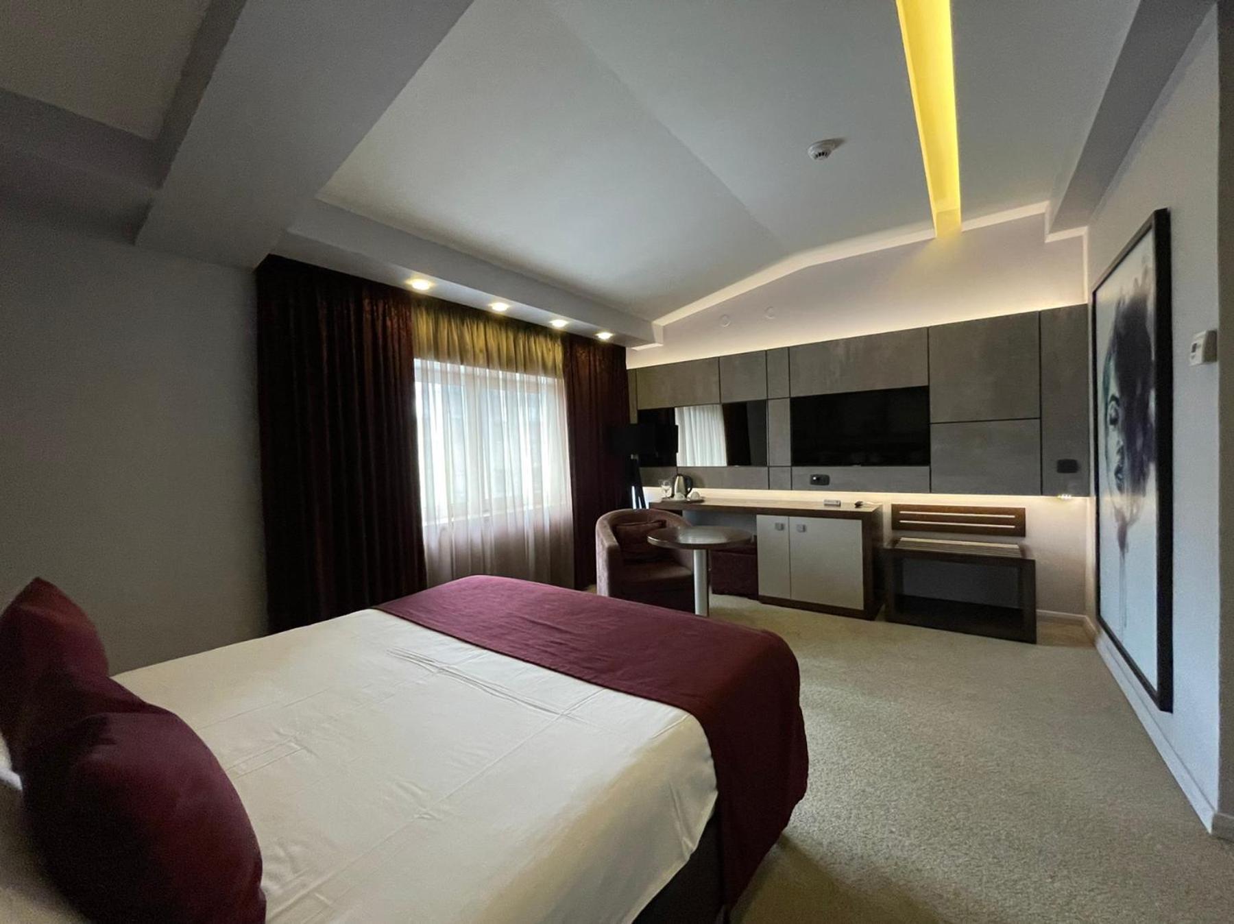 Economy Double Room (Free Indoor Parking)